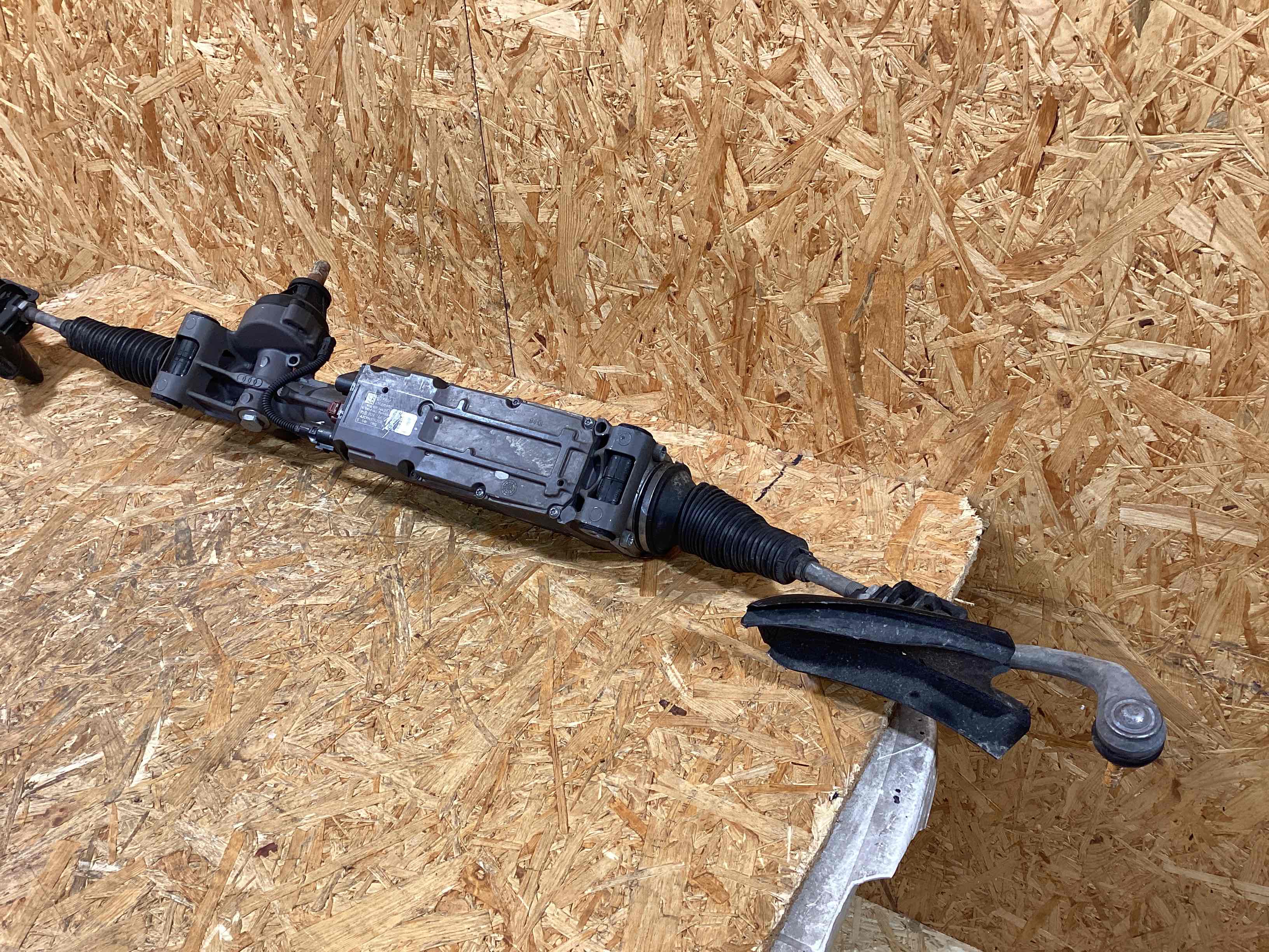 Рейка рулевая Porsche Macan 140126-101