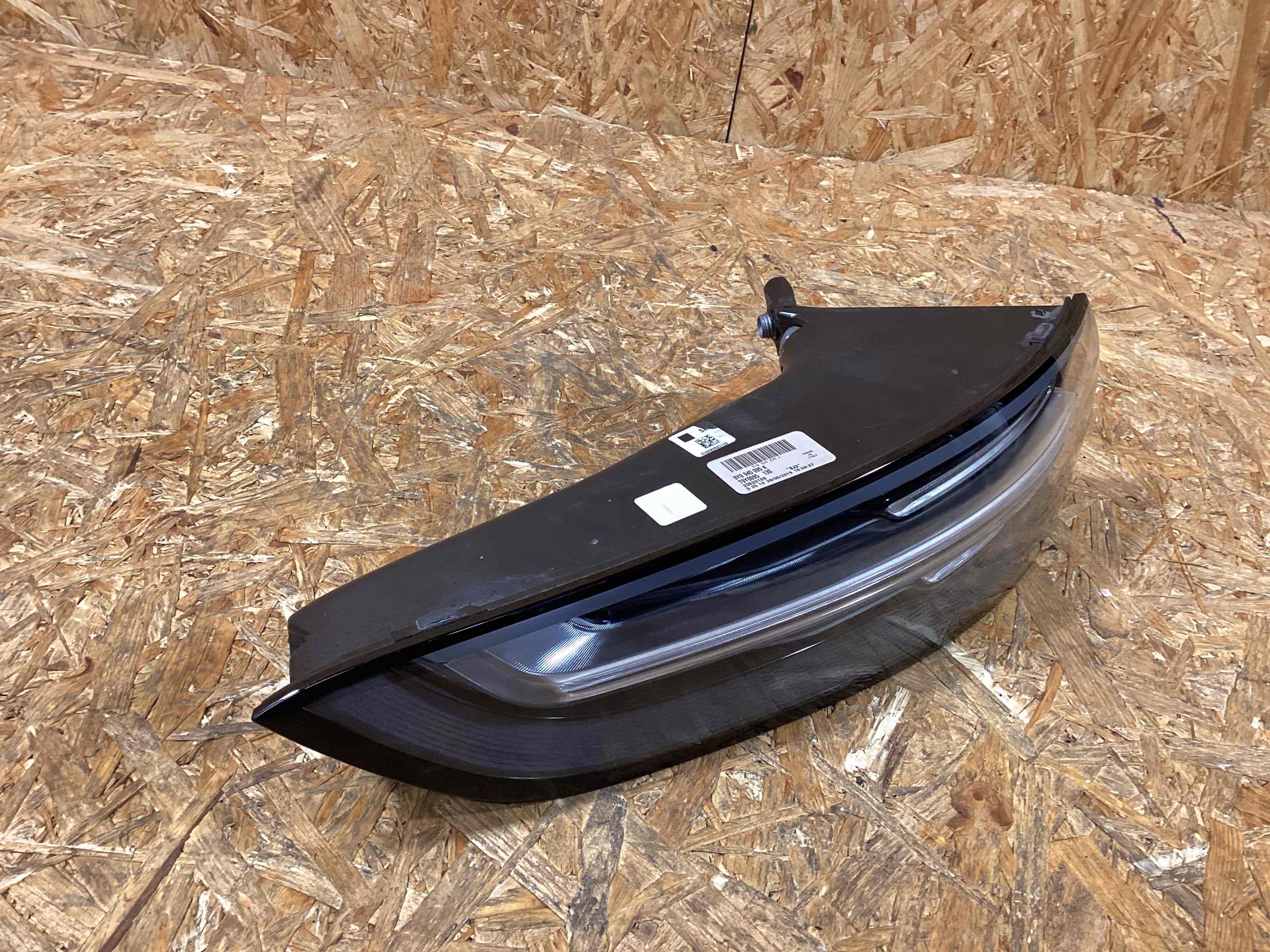 Фонарь задний левый Porsche Cayenne 140126-103