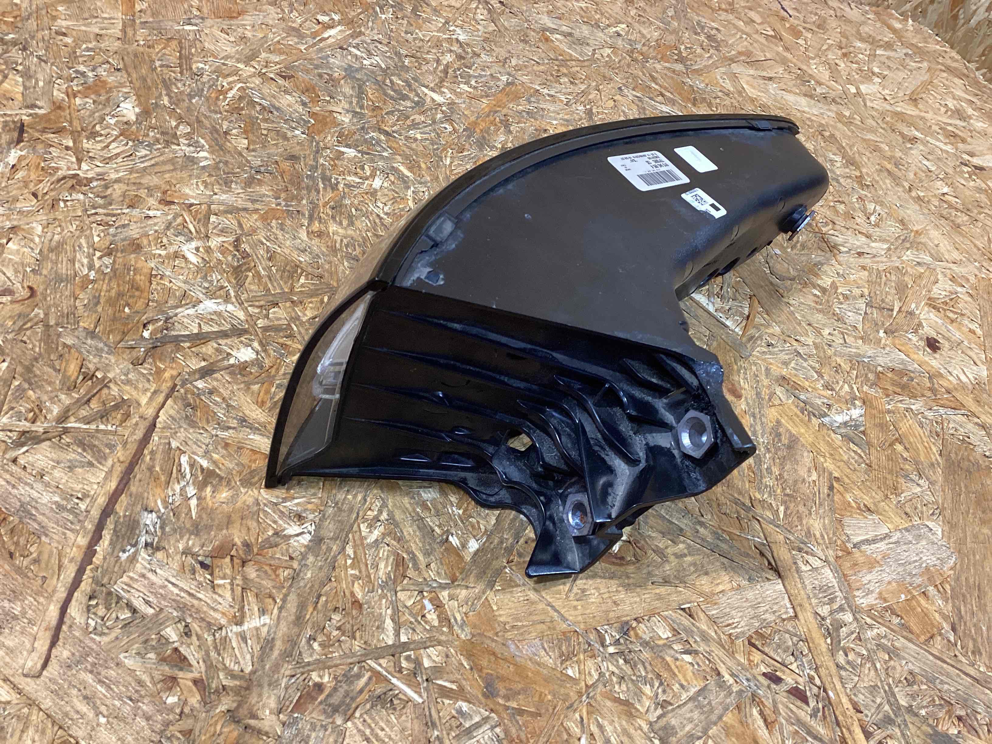 Фонарь задний левый Porsche Cayenne 140126-103