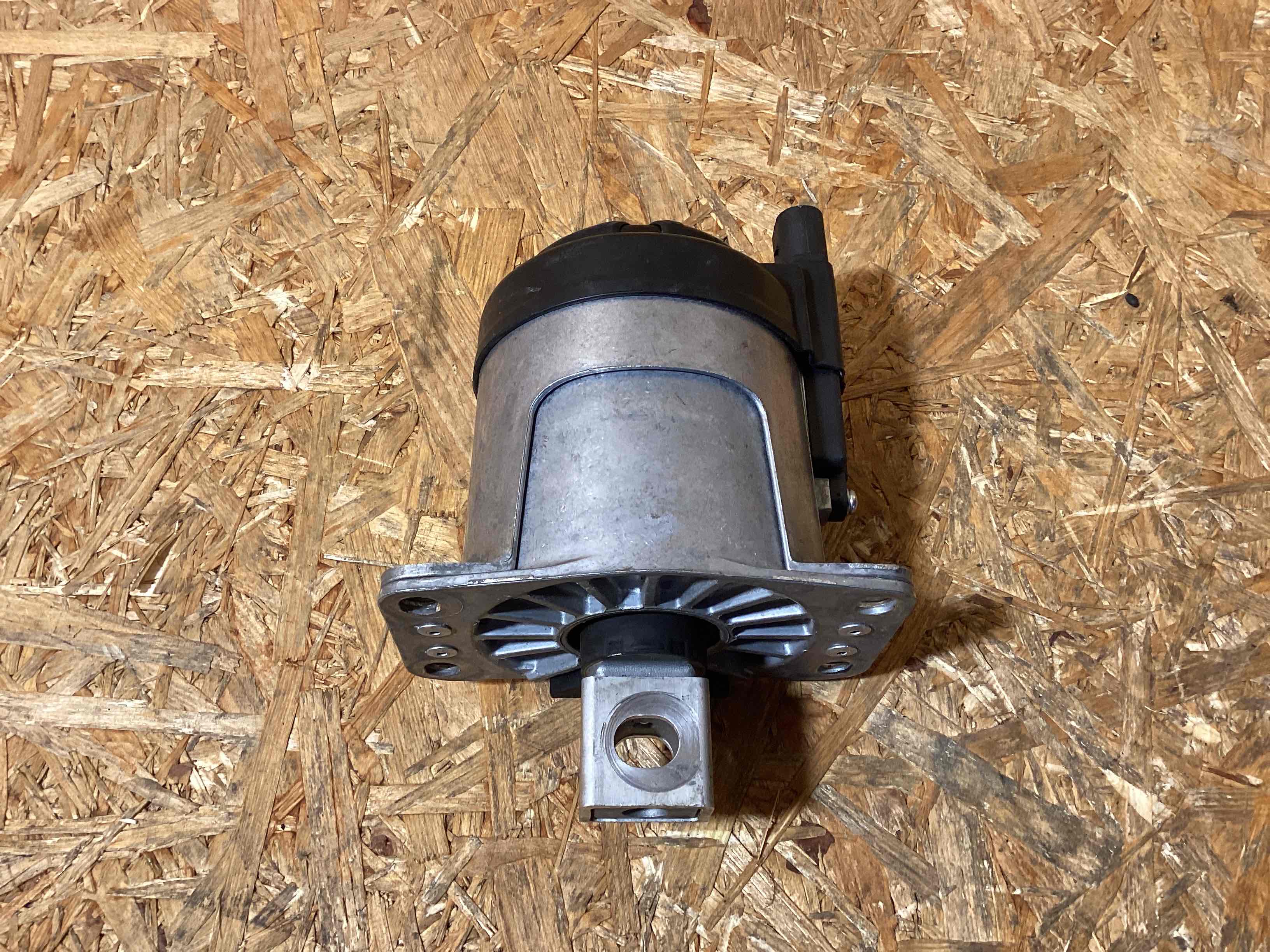 Подушка крепления двигателя Porsche 911 140126-148