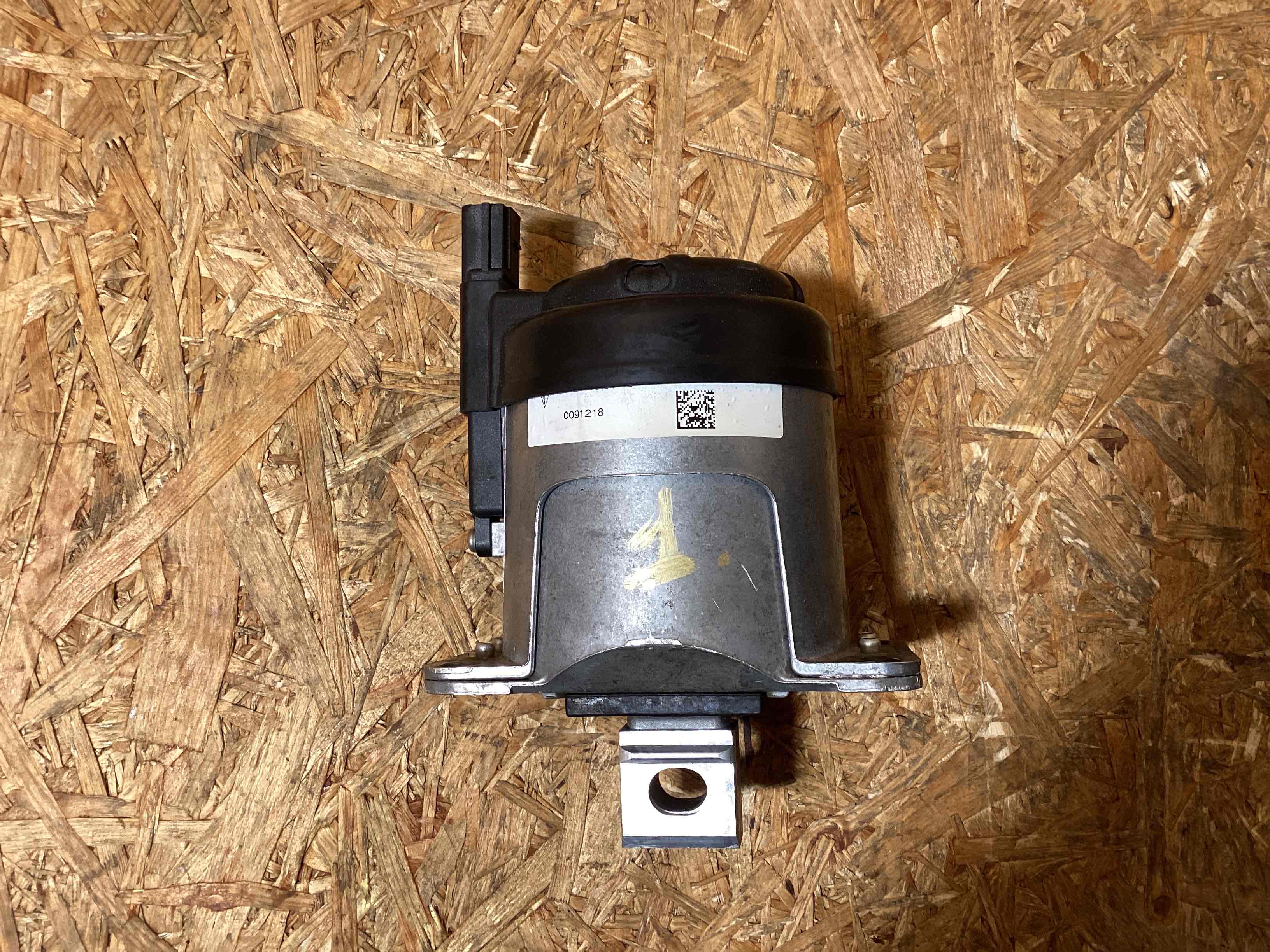 Подушка крепления двигателя Porsche 911 140126-148