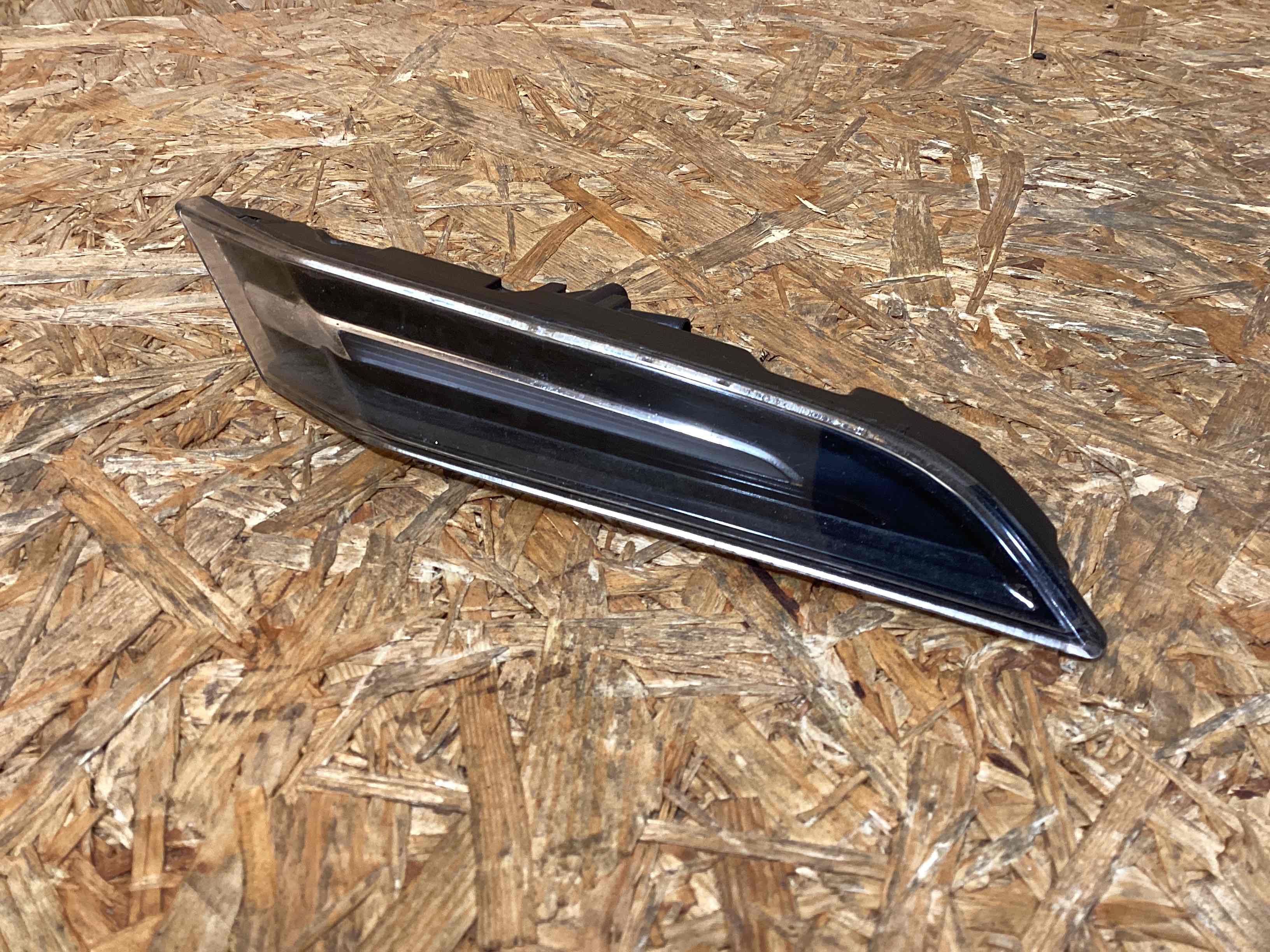 Фонарь (указатель/повторитель поворота, поворотник) Porsche 911 140126-149