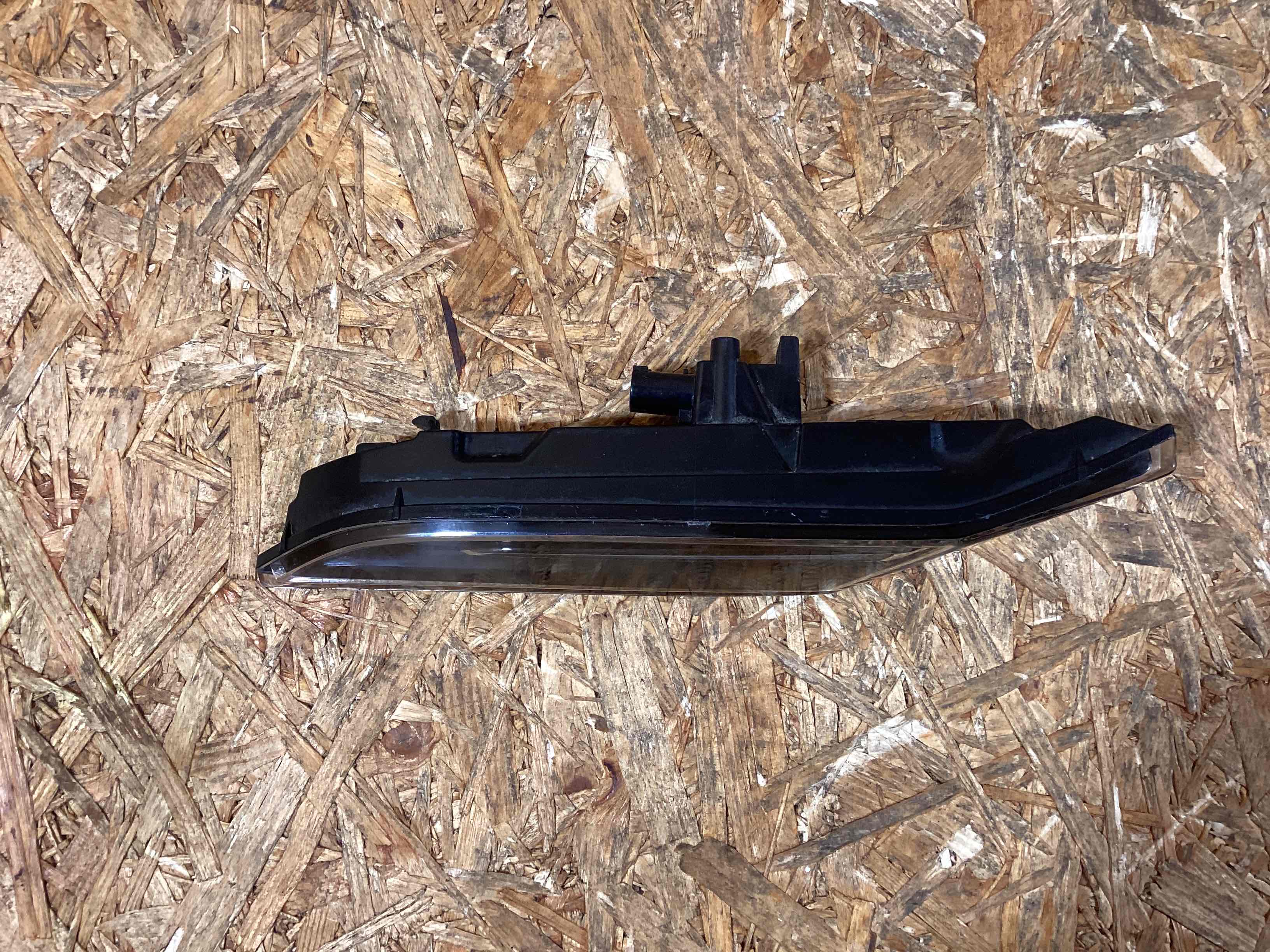 Фонарь (указатель/повторитель поворота, поворотник) Porsche 911 140126-150