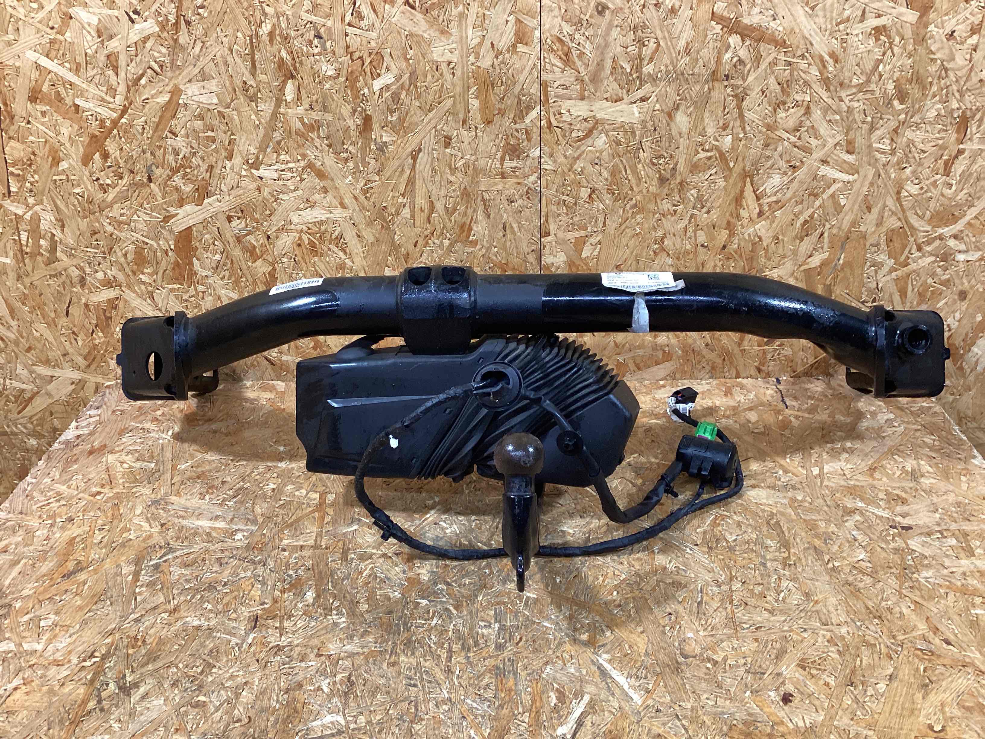 Прицепное устройство (фаркоп) Porsche Macan 140126-152