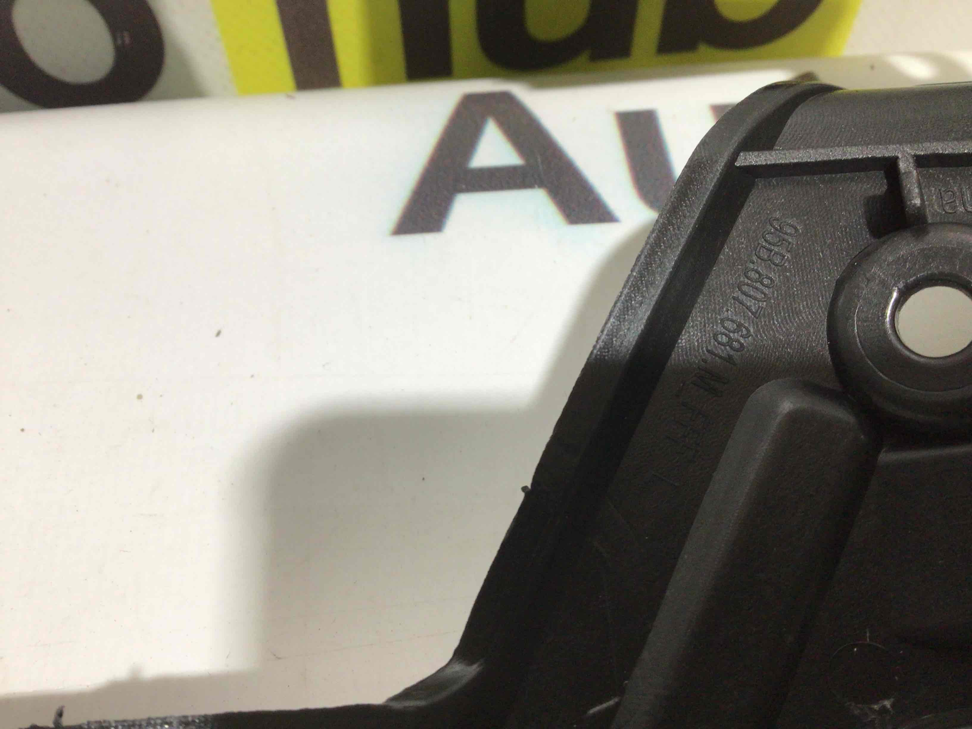 Заглушка, вставка (решетка) в бампер Porsche Macan 140426-012