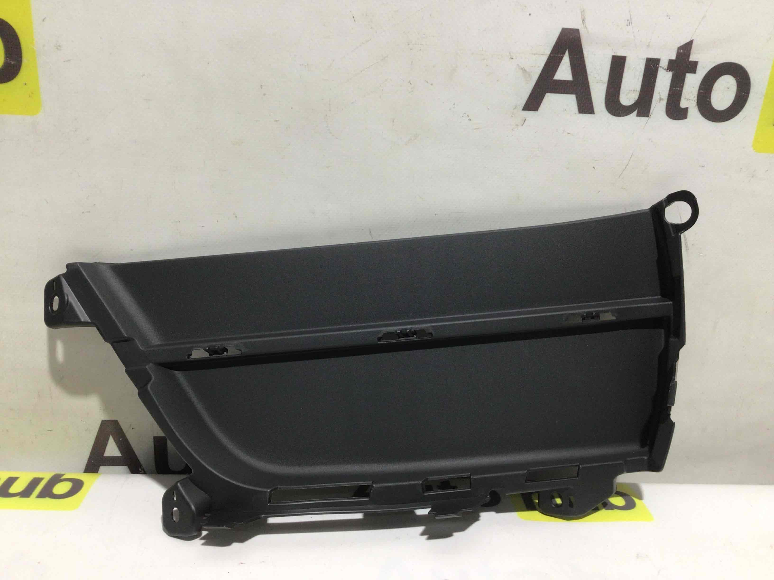 Заглушка, вставка (решетка) в бампер Porsche Macan 140426-014