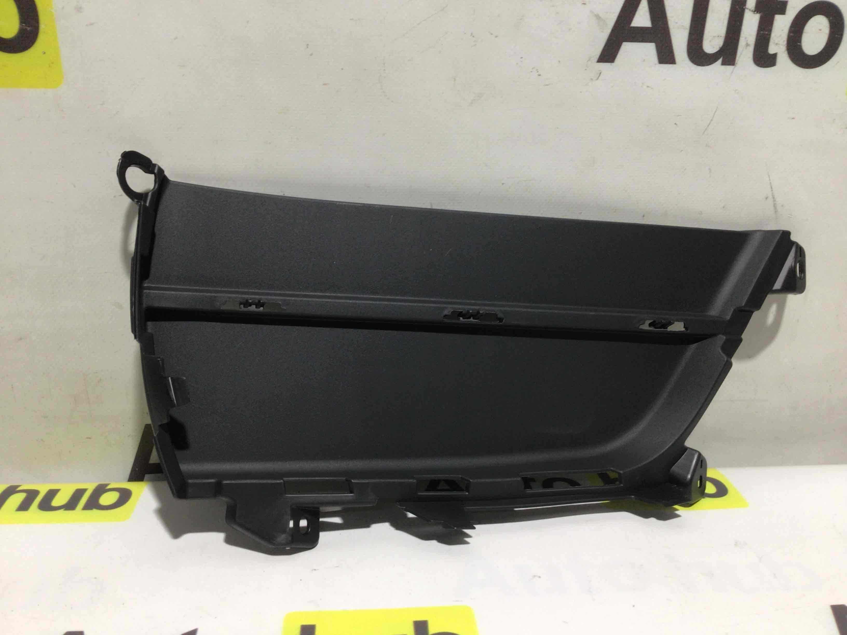 Заглушка, вставка (решетка) в бампер Porsche Macan 140426-016