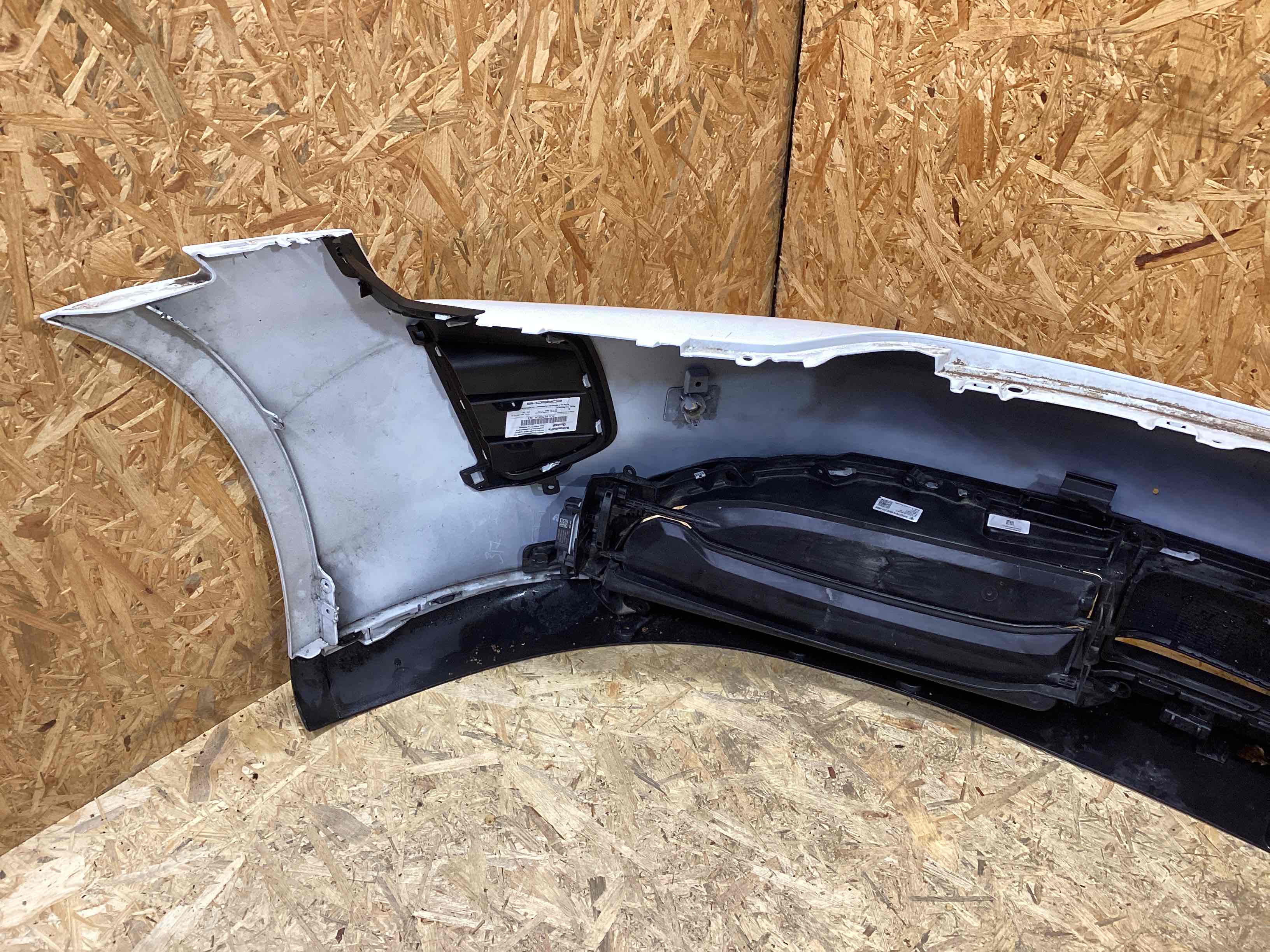 Бампер передний Porsche Taycan 141025-103