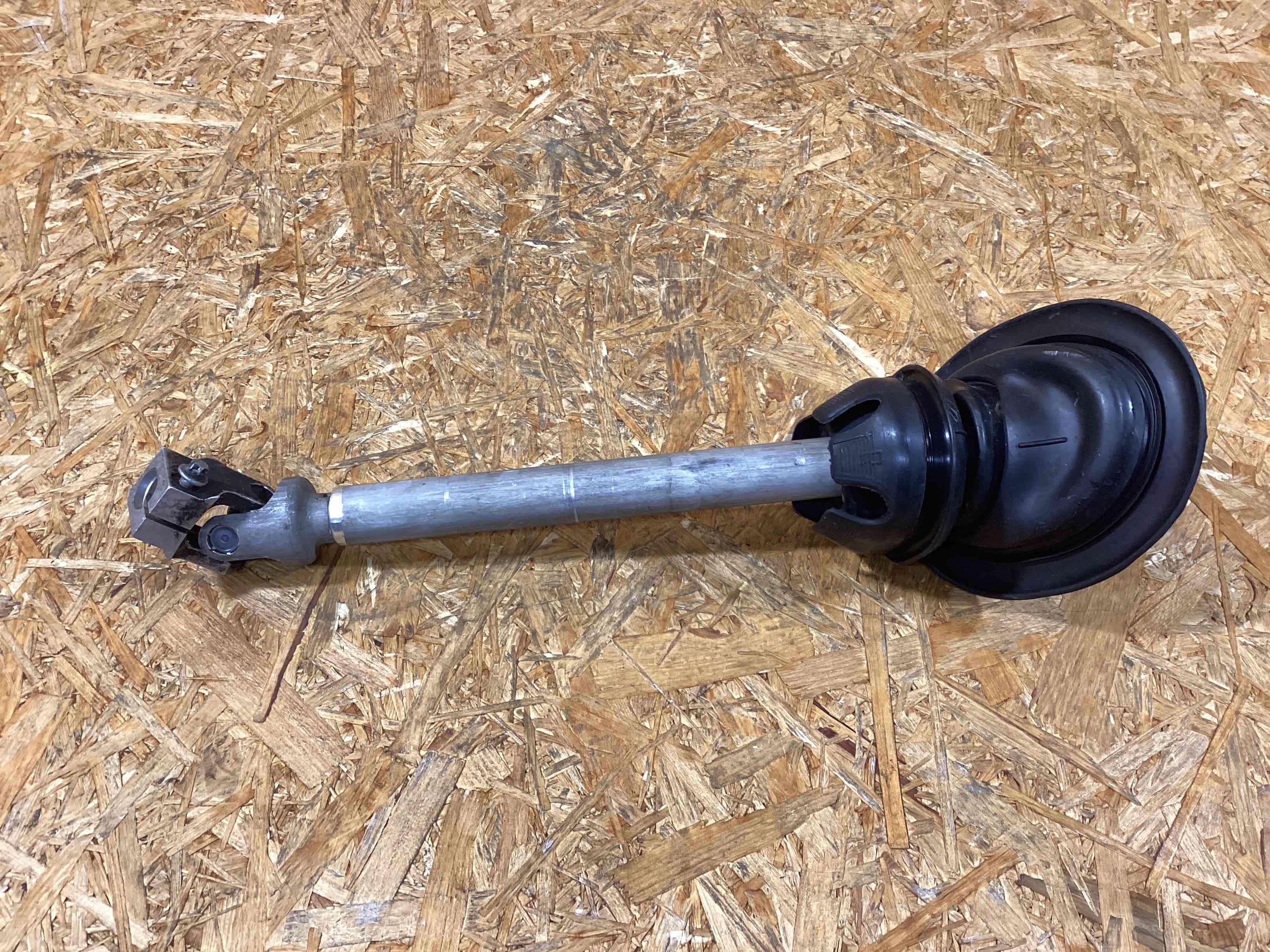 Рулевой кардан Porsche Macan 141125-104