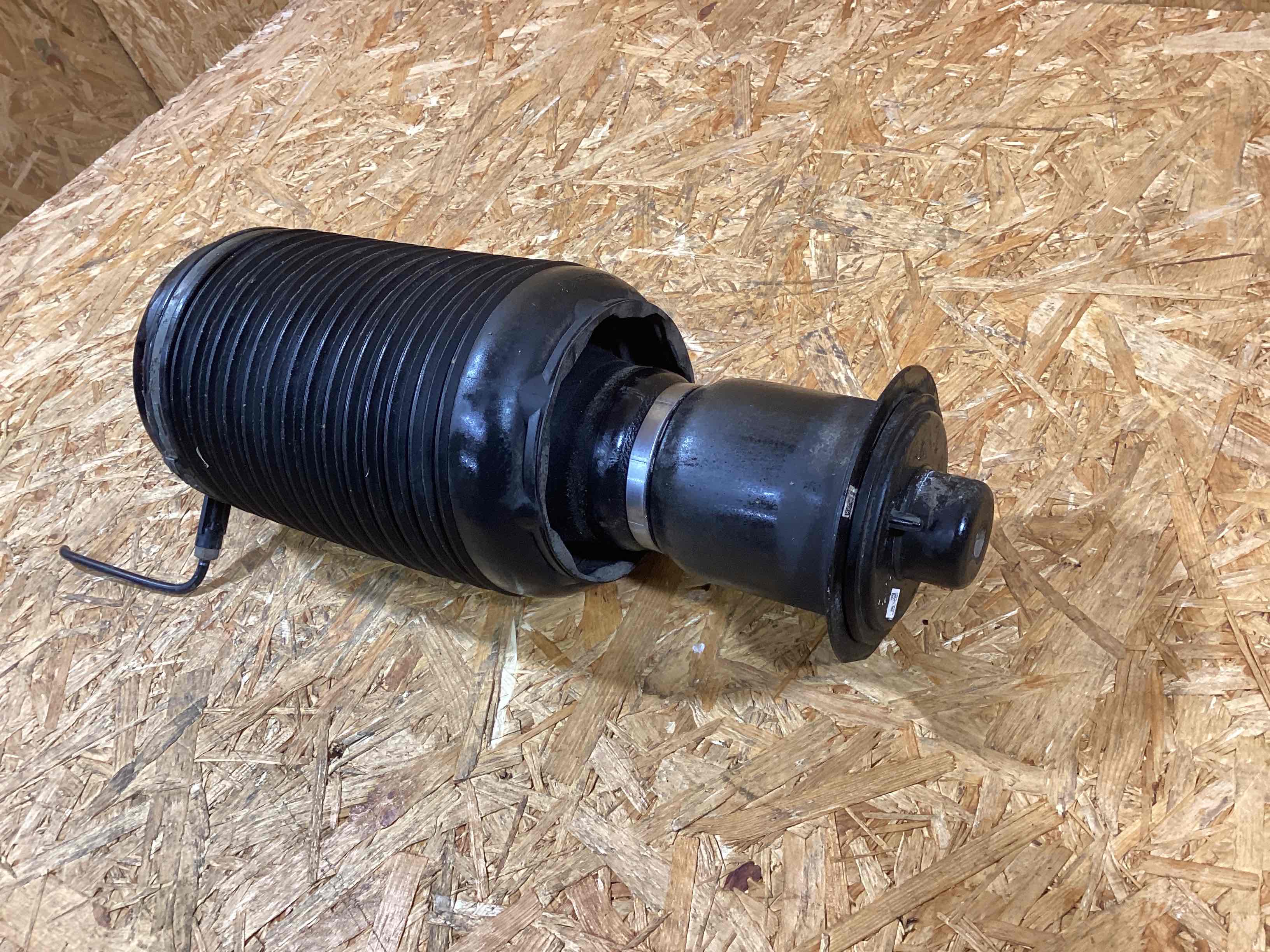 Пневмоподушка Porsche Macan 141125-105