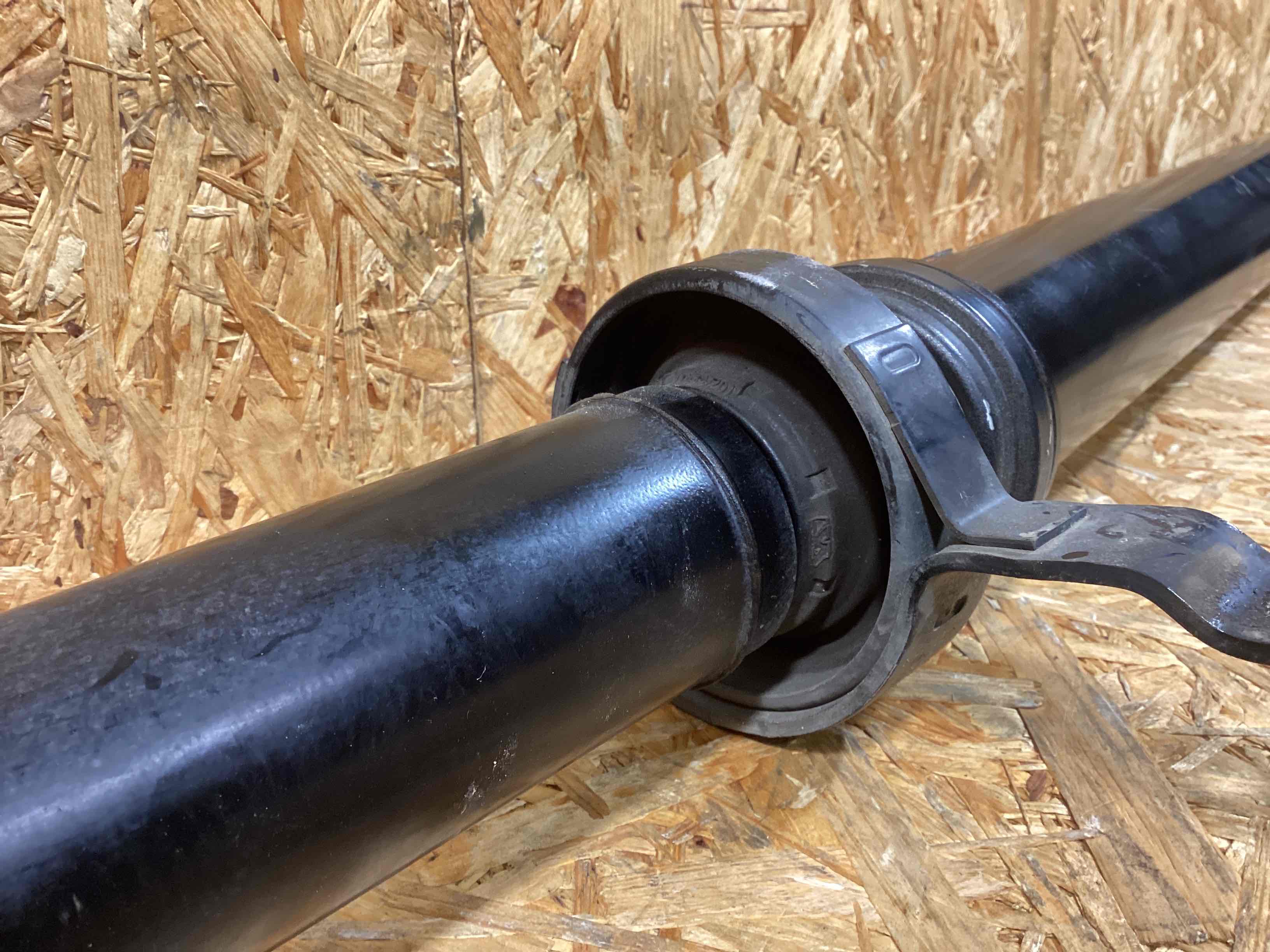 Карданный вал Porsche Macan 141125-107