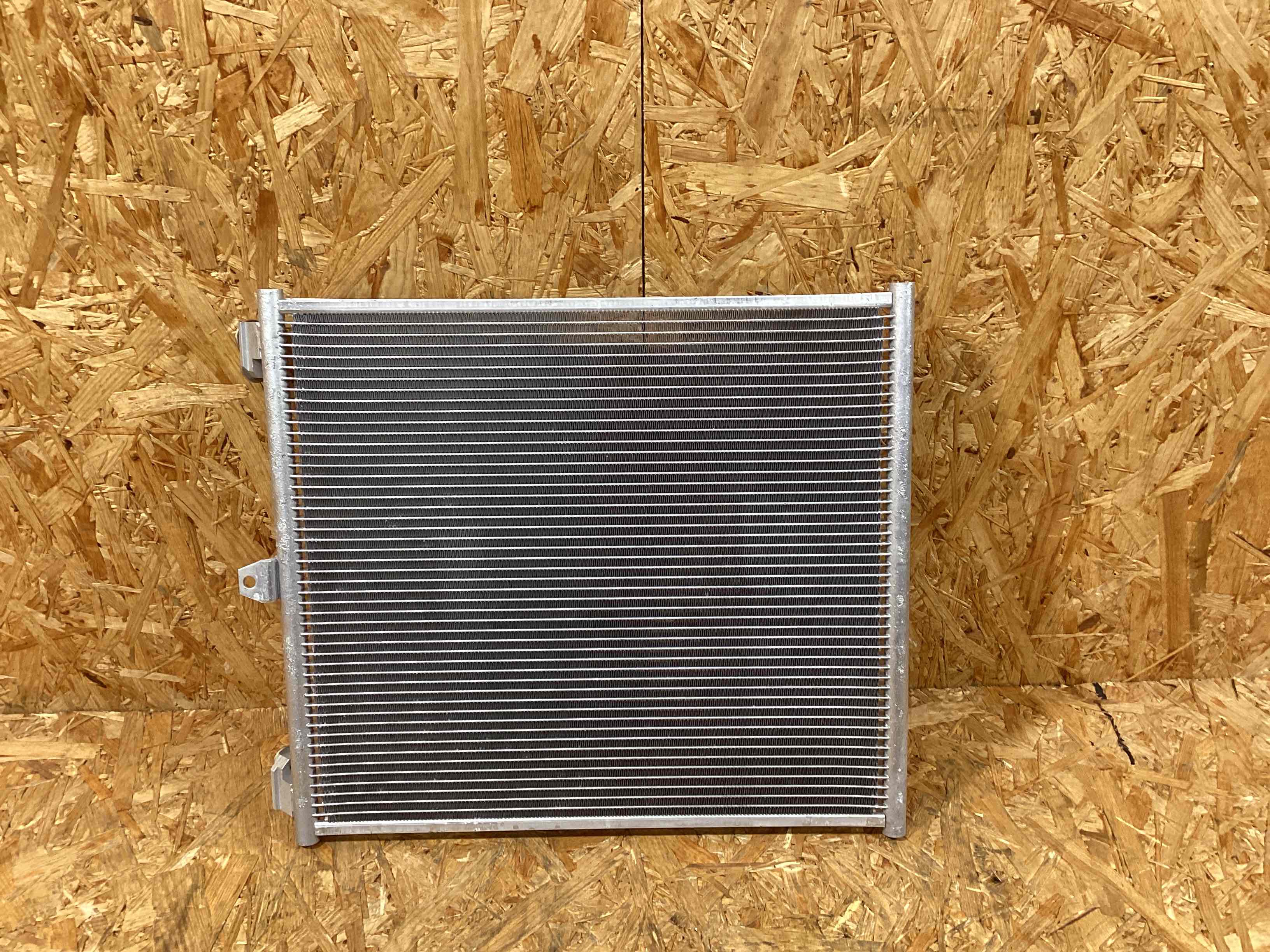 Радиатор кондиционера Porsche 911 150126-103