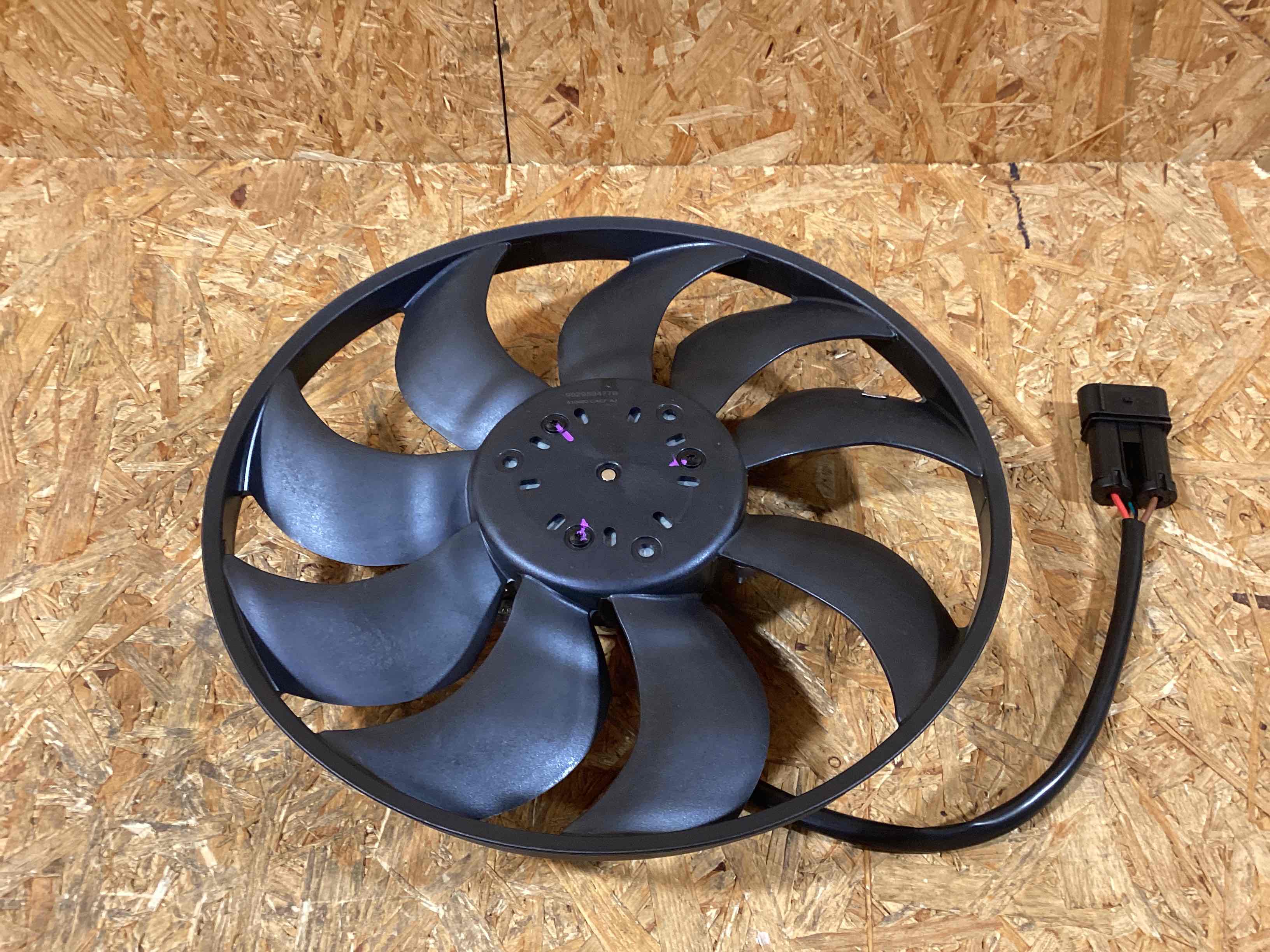 Вентилятор радиатора, вентиляторы Porsche 911 150126-104