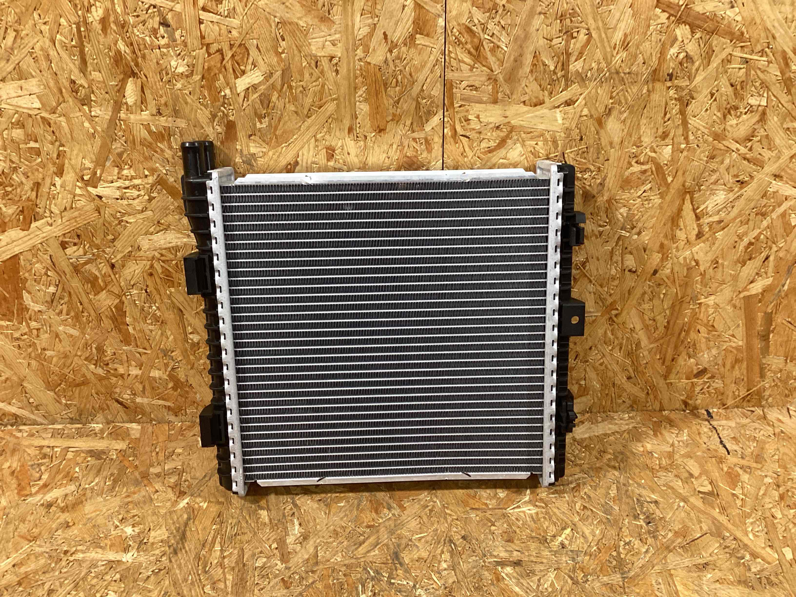 Радиатор (основной) Porsche Taycan 150126-110