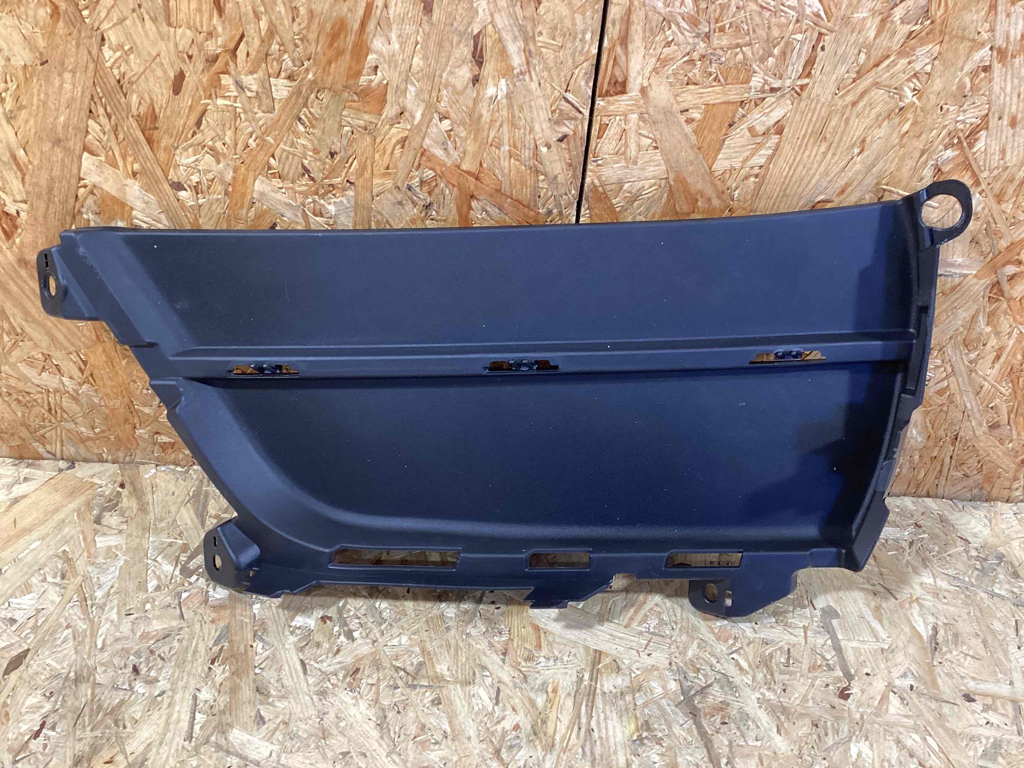 Заглушка, вставка (решетка) в бампер Porsche Macan 150426-104