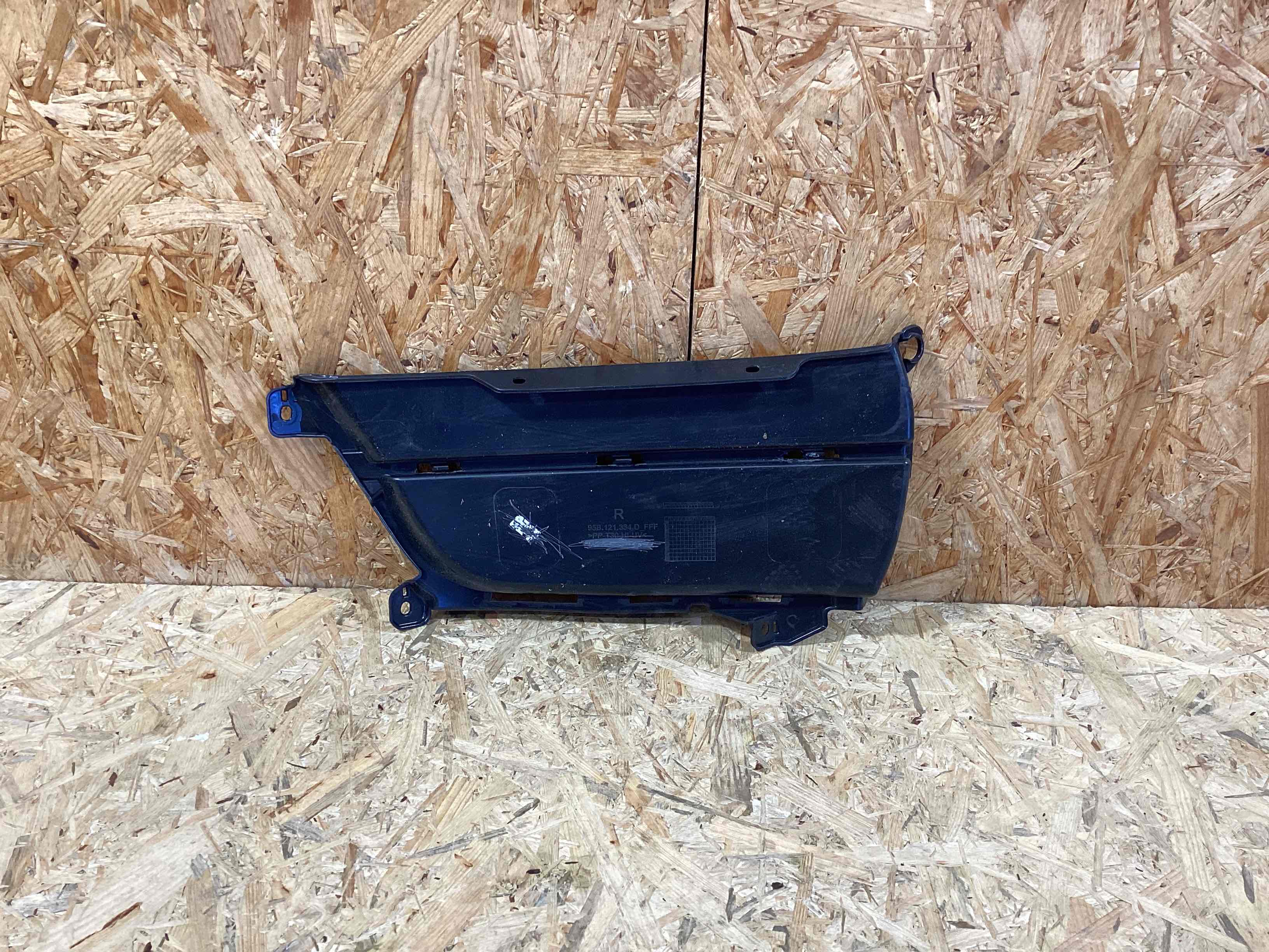 Заглушка, вставка (решетка) в бампер Porsche Macan 150426-105