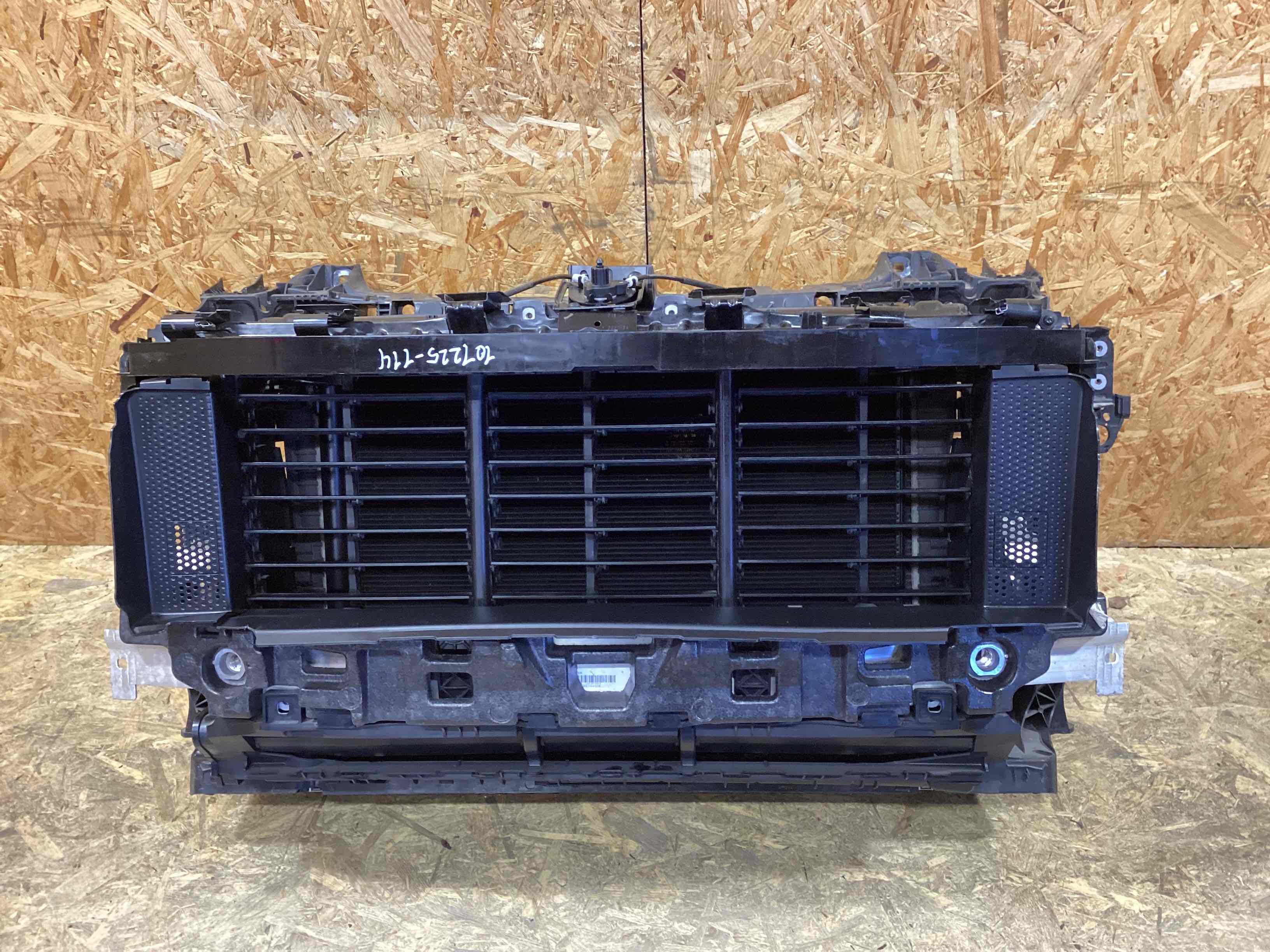 Кассета радиаторов Porsche Cayenne 150426-106