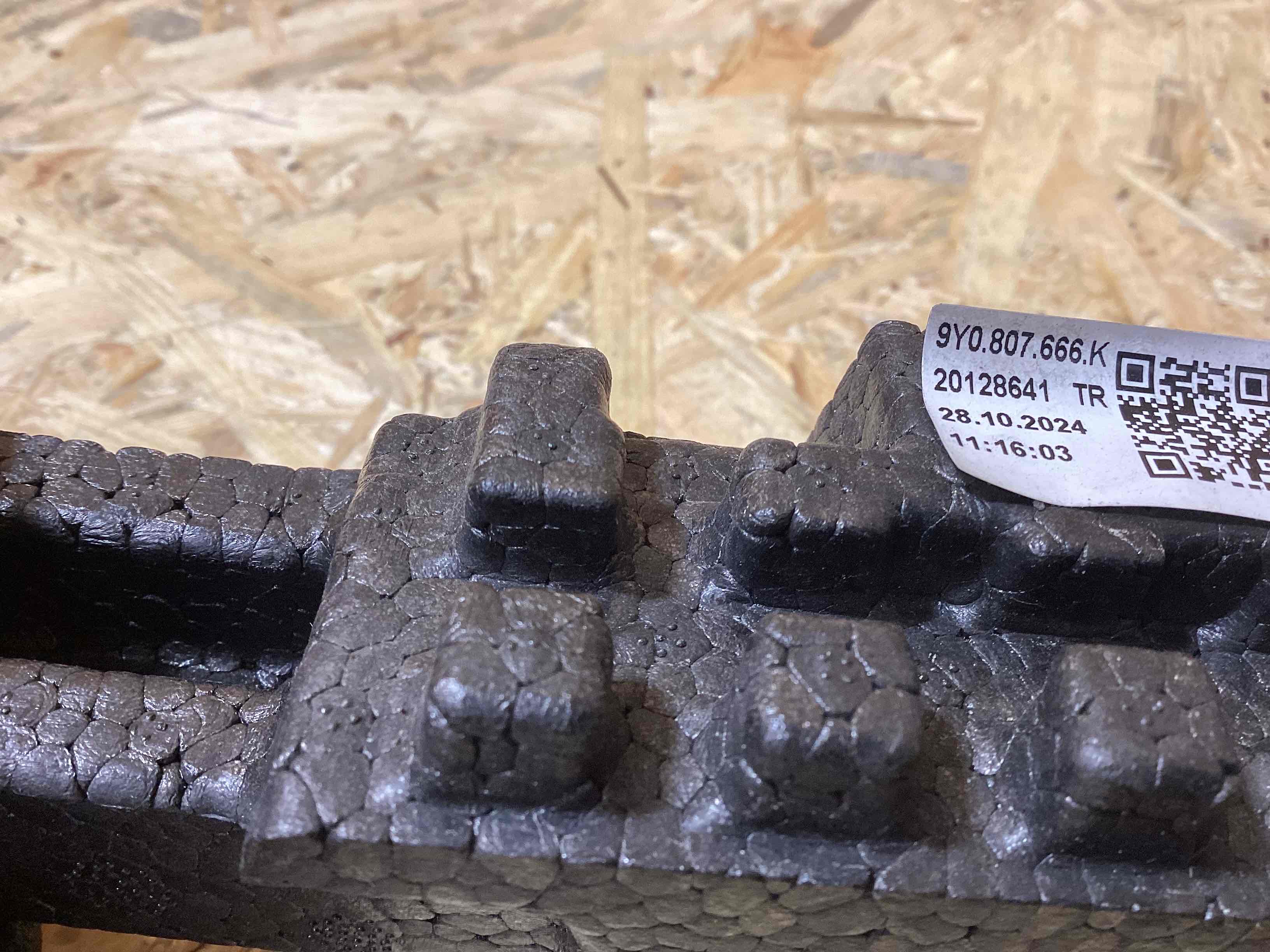 Абсорбер бампера Porsche Cayenne 150426-118