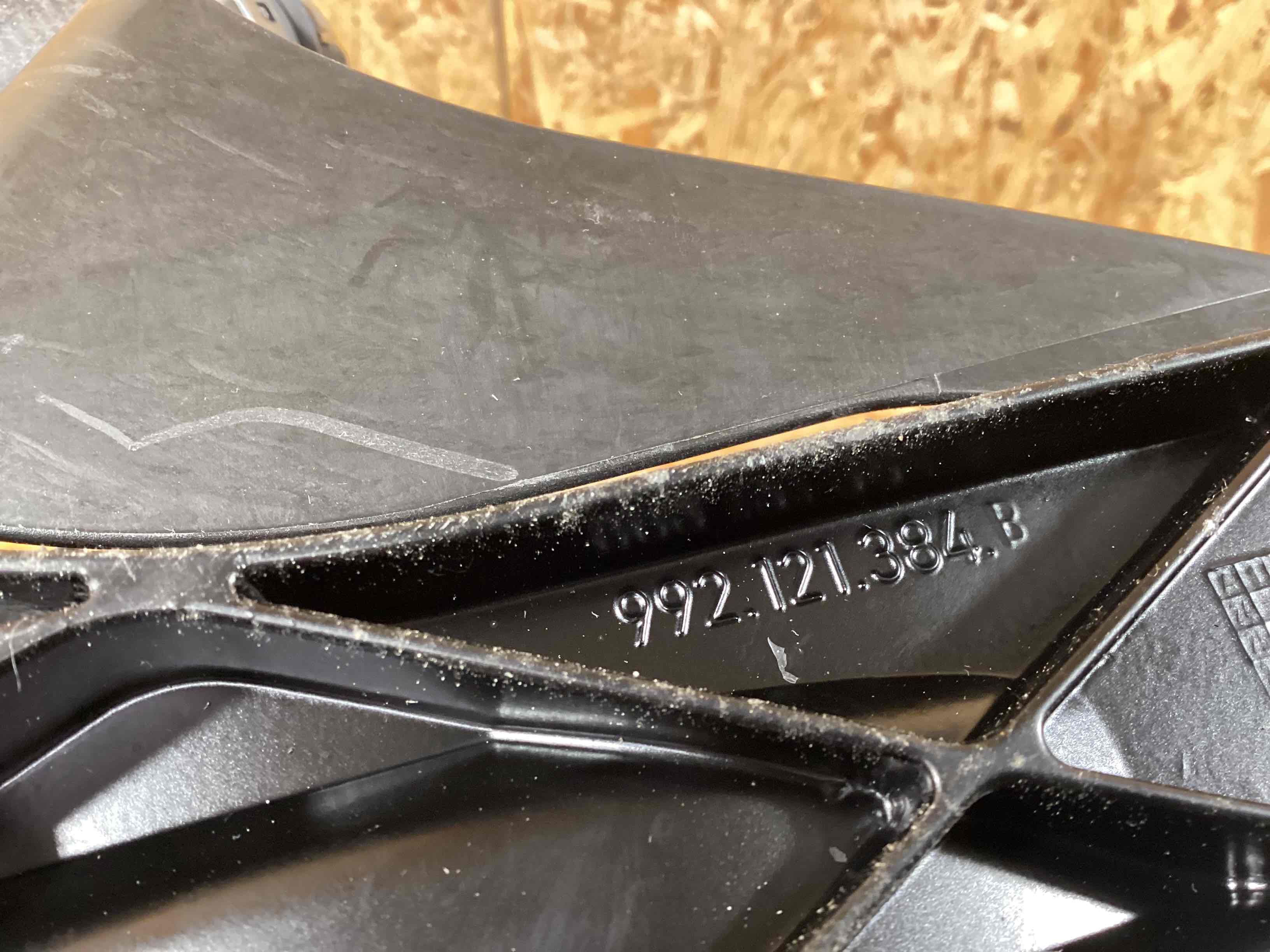 Кассета радиаторов Porsche 911 150426-124