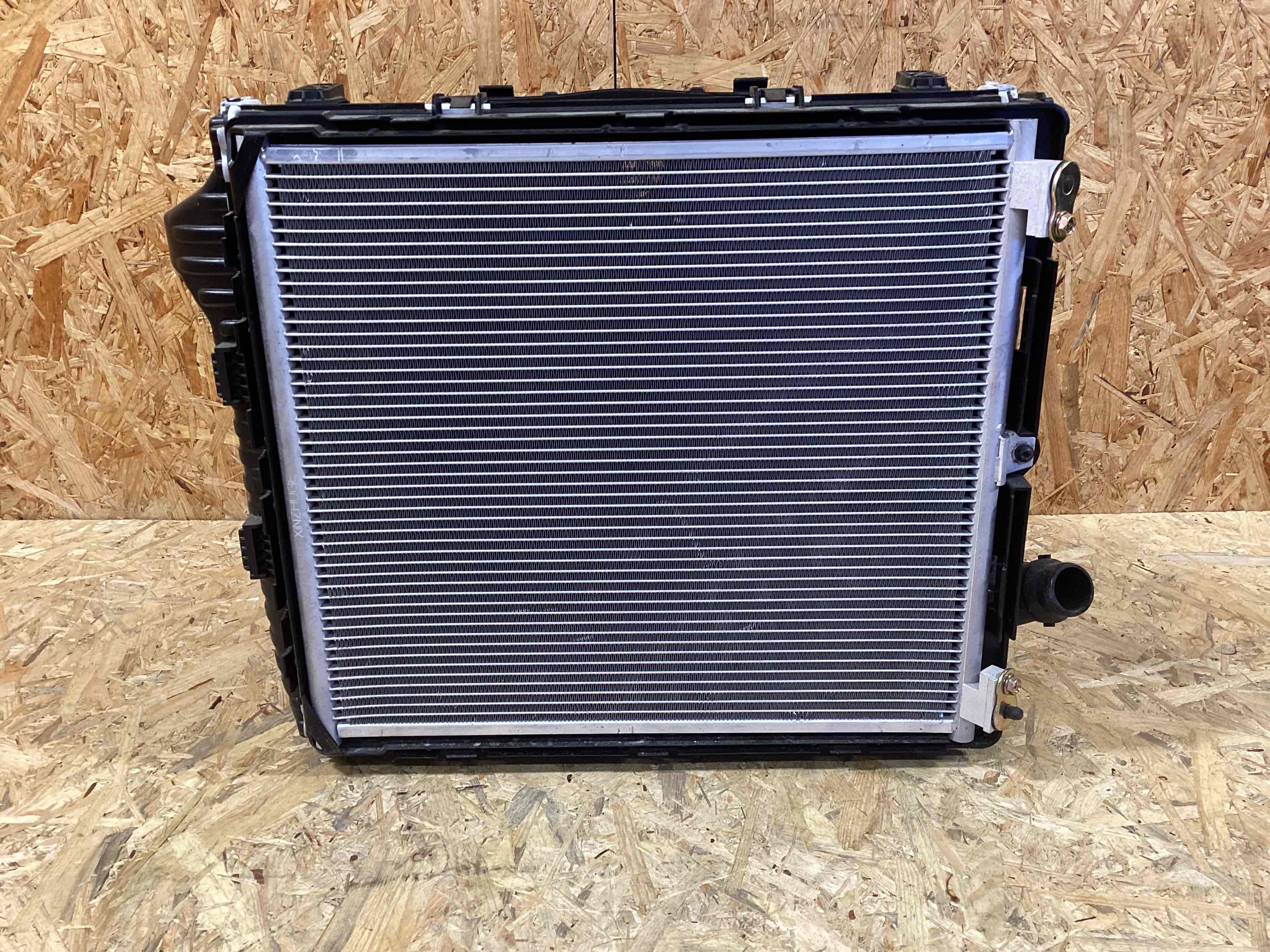 Кассета радиаторов Porsche 911 150426-124