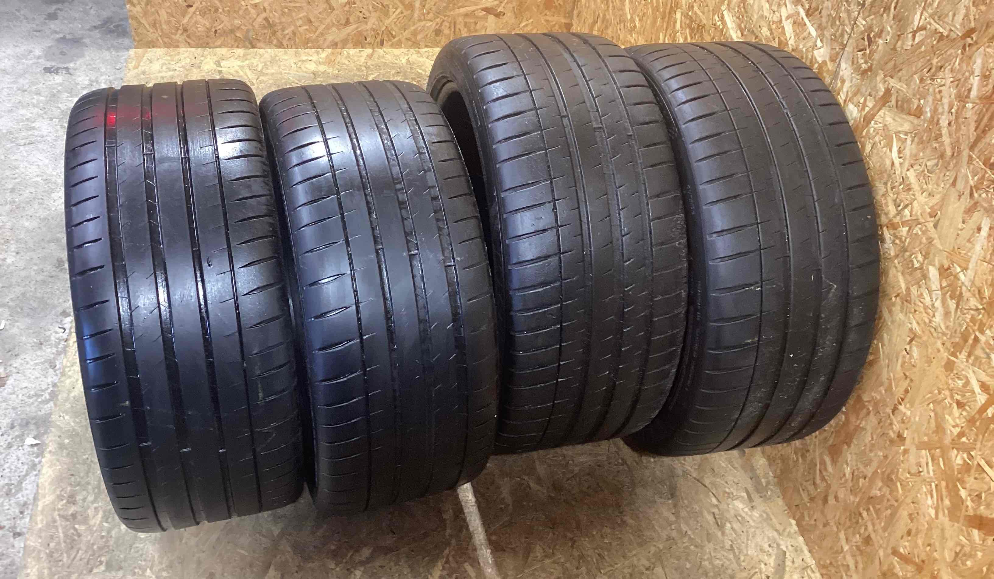 Колесо запасное, держатель, кронштейн, обшивка Porsche 718 Cayman 150526-101