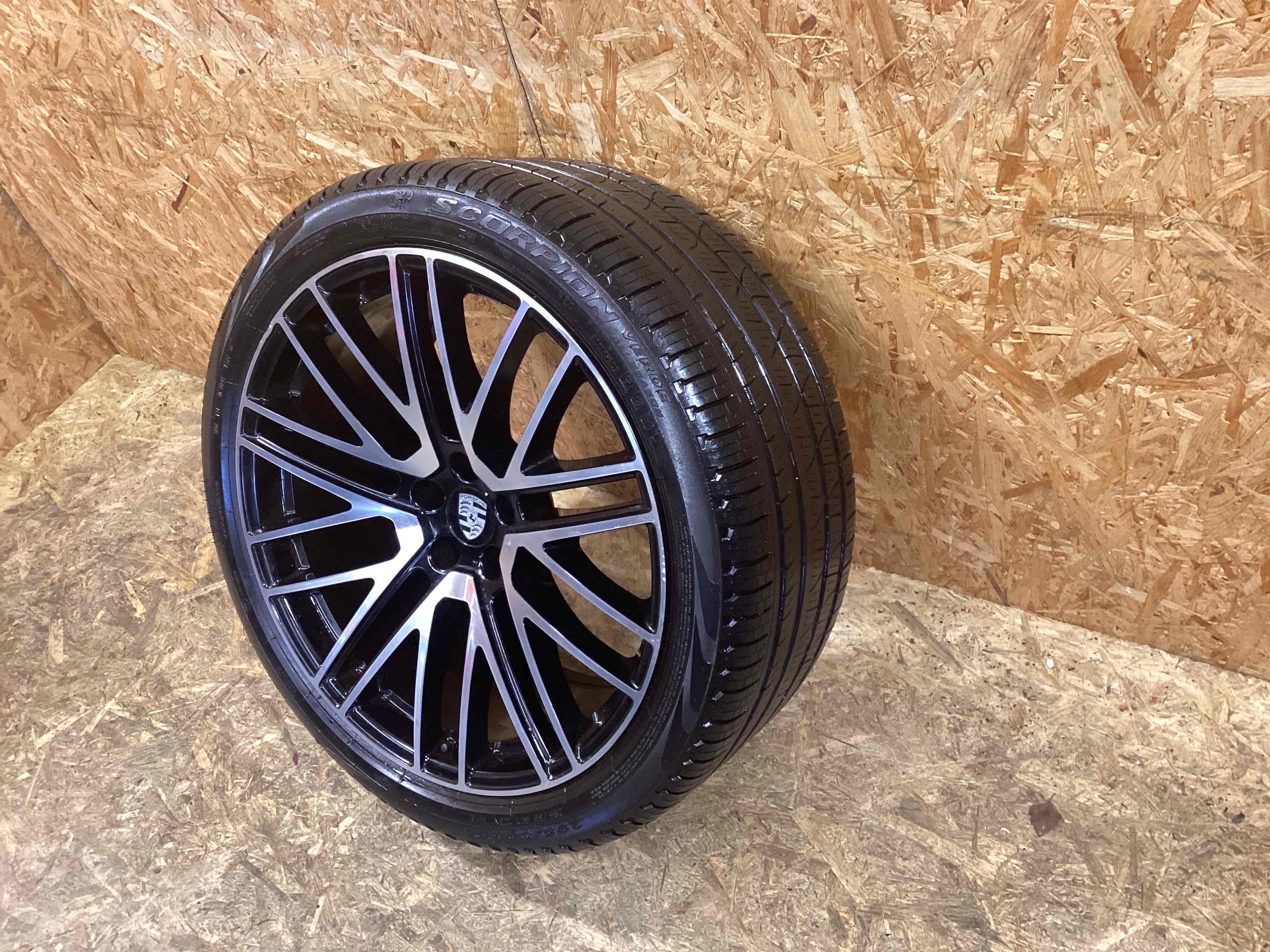 Диск Porsche Macan 150526-105