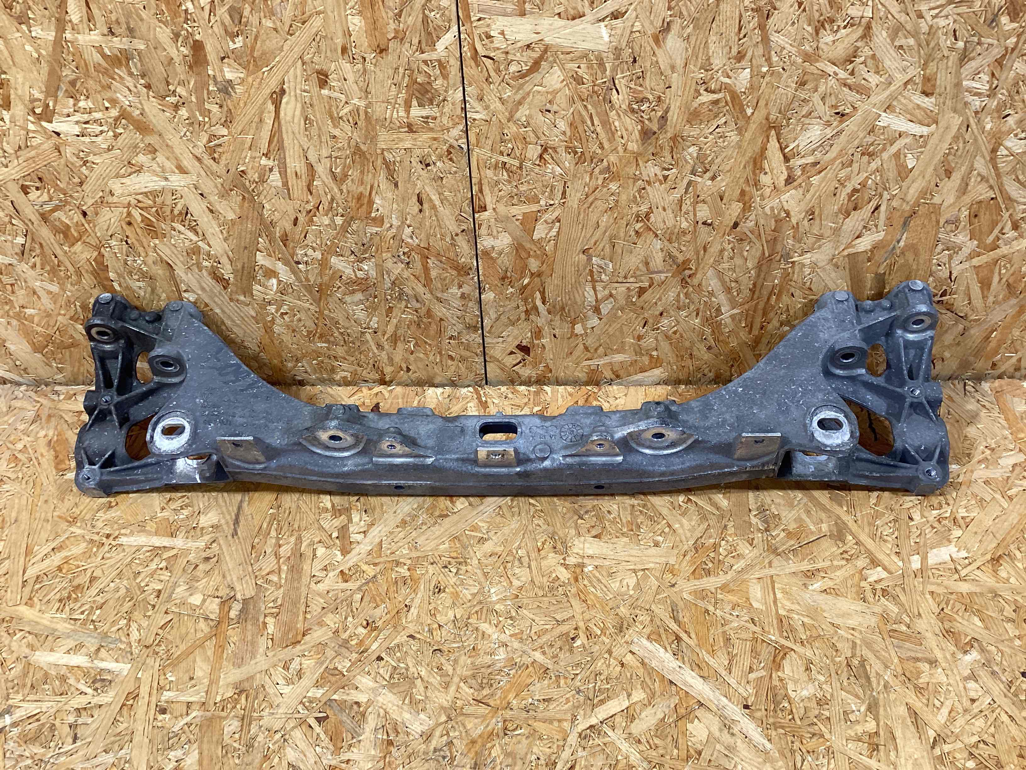Балка подвески задняя Porsche 911 150725-106