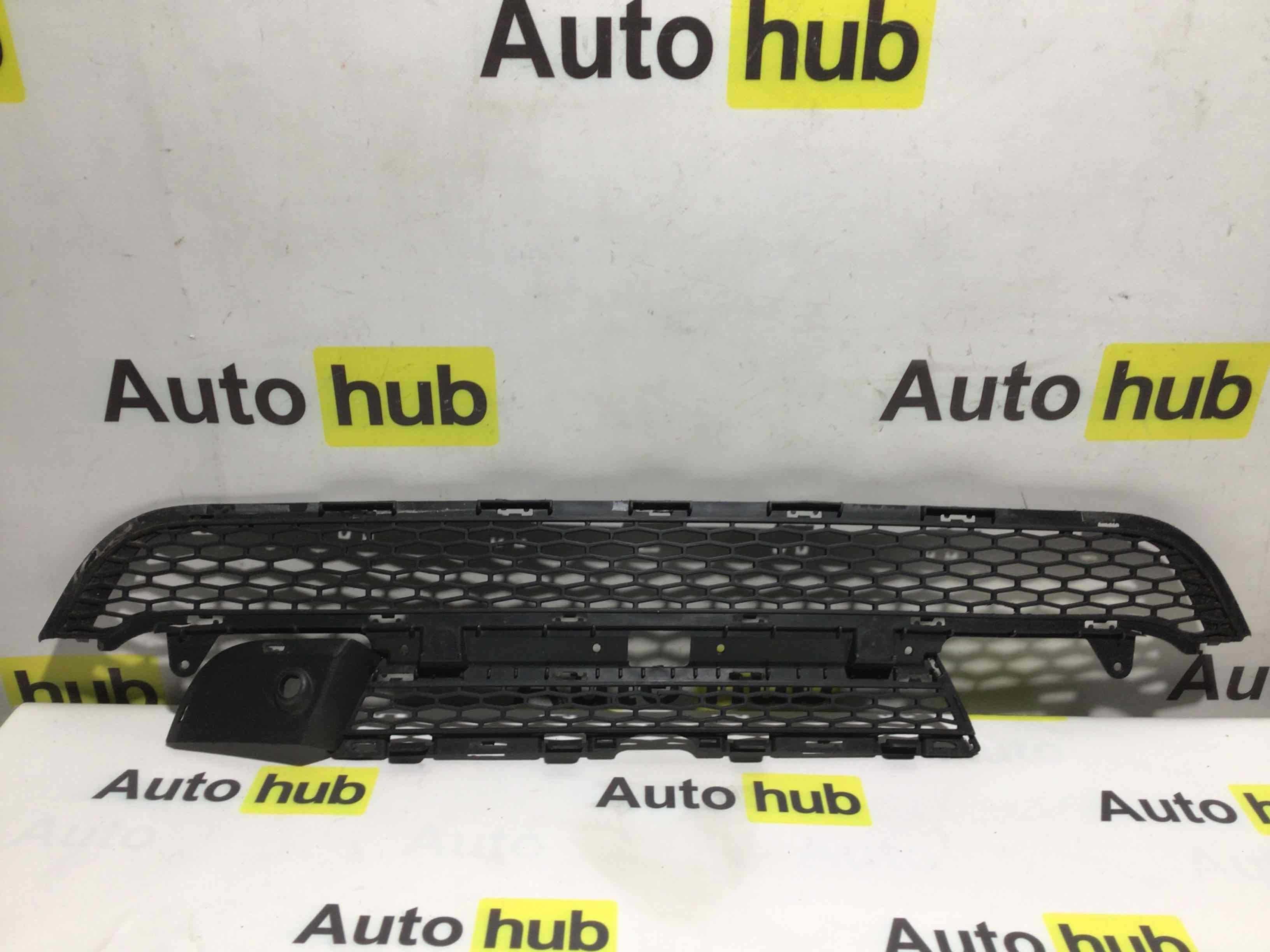 Заглушка, вставка (решетка) в бампер Land Rover Range Rover Evoque L538 151025-002