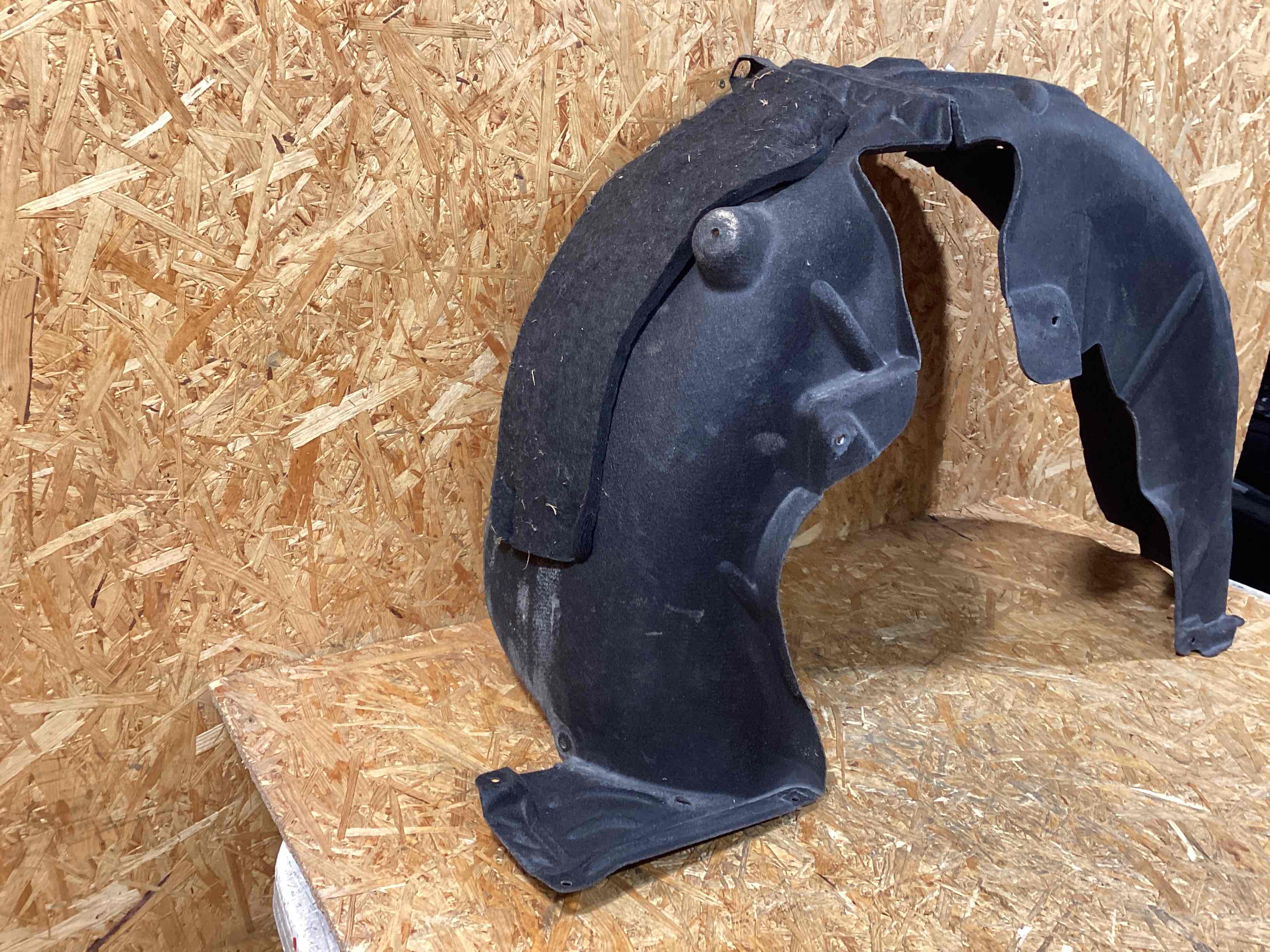 Защита арок задняя левая (подкрылок) Porsche Macan 151225-101