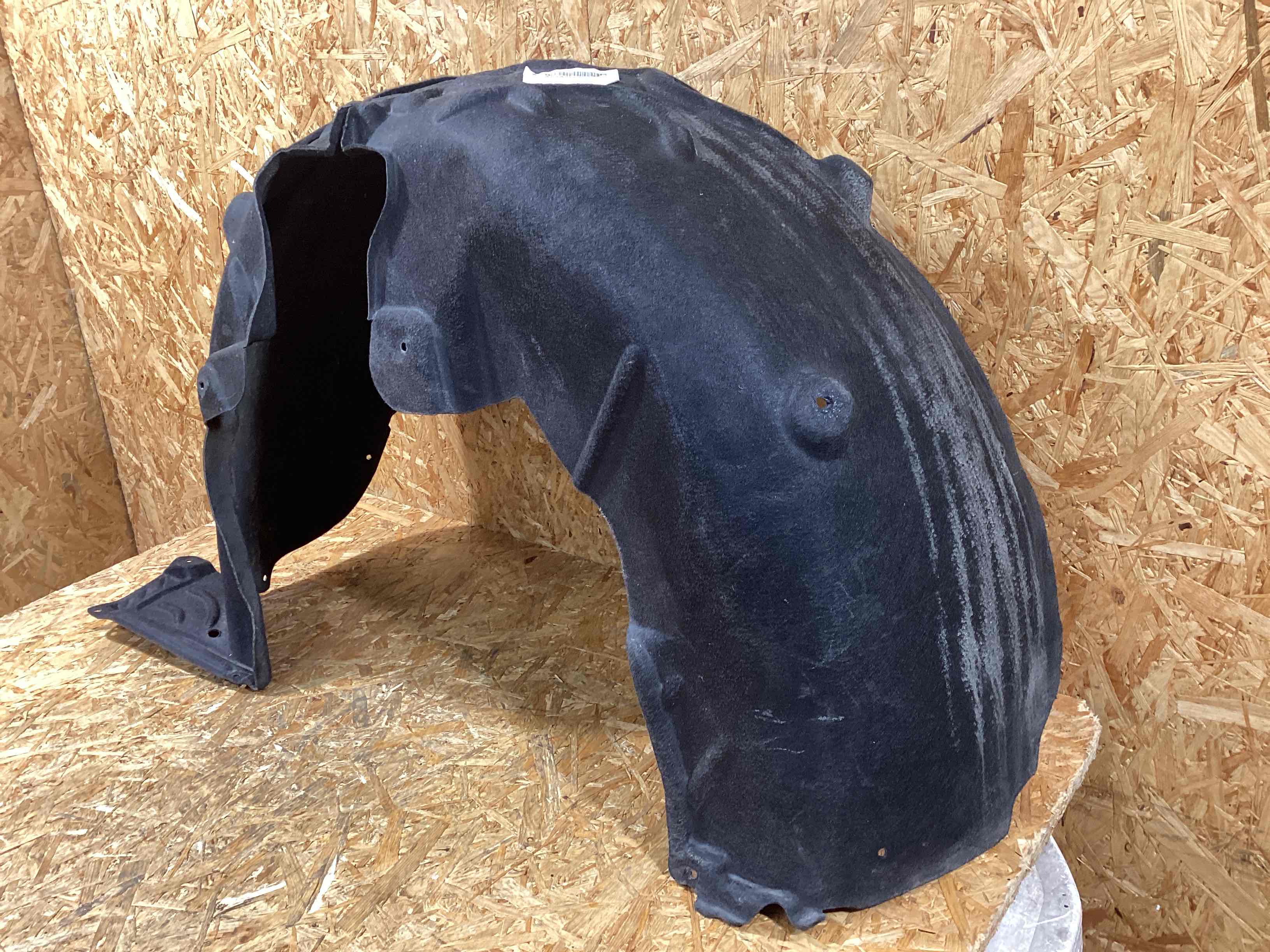 Защита арок задняя левая (подкрылок) Porsche Macan 151225-101