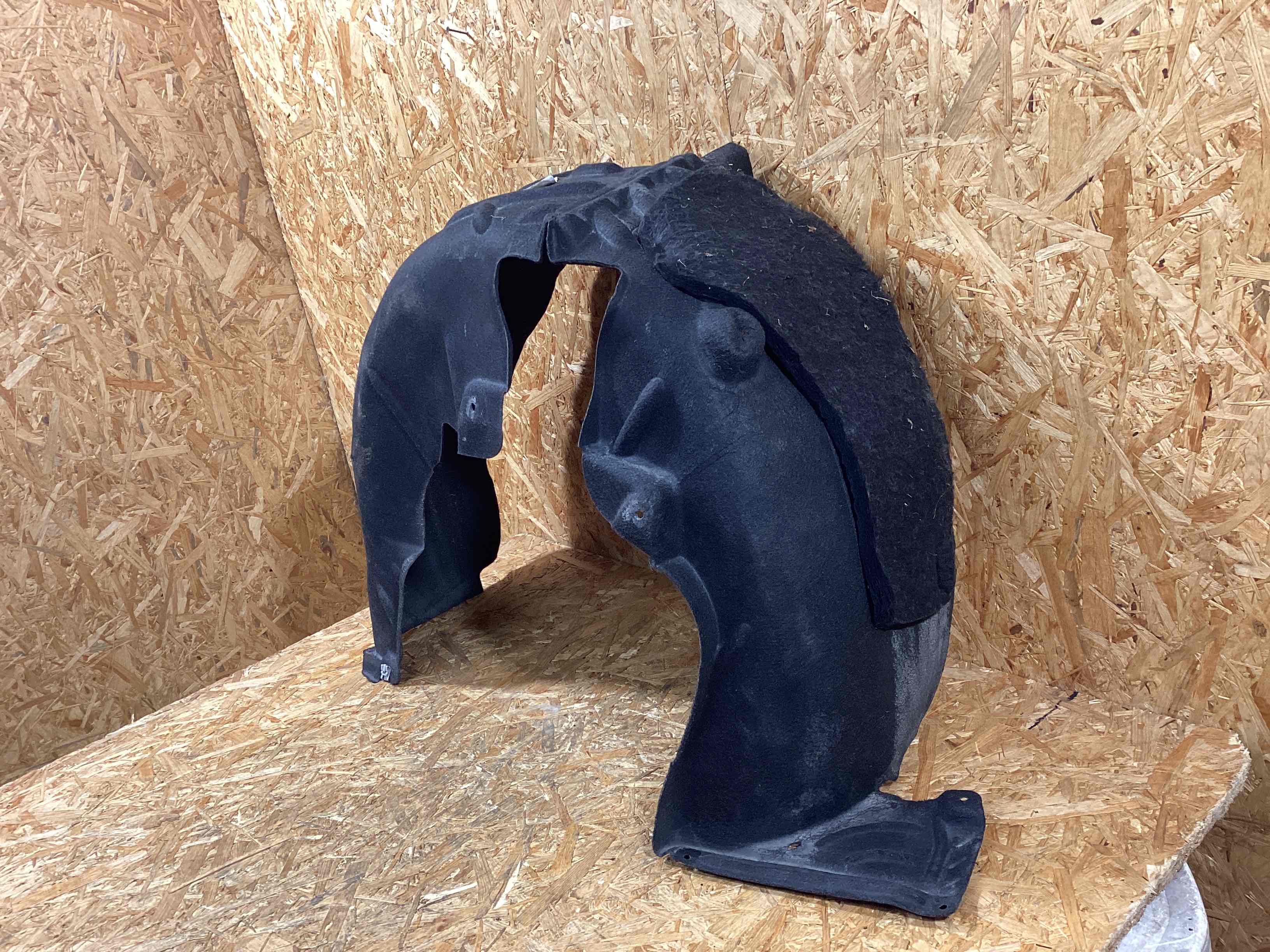 Защита арок задняя правая (подкрылок) Porsche Macan 151225-102