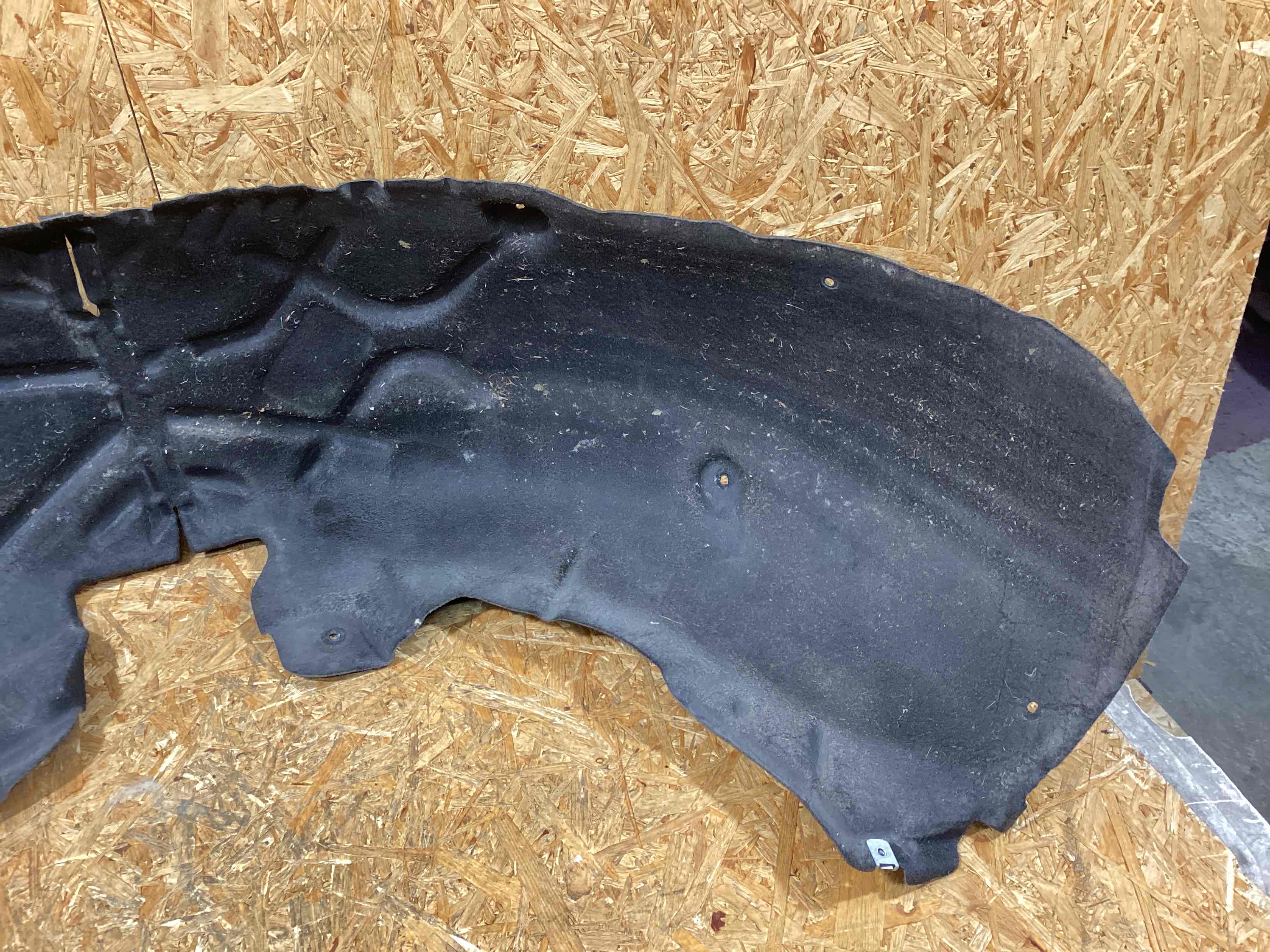 Защита арок задняя правая (подкрылок) Porsche Macan 151225-102