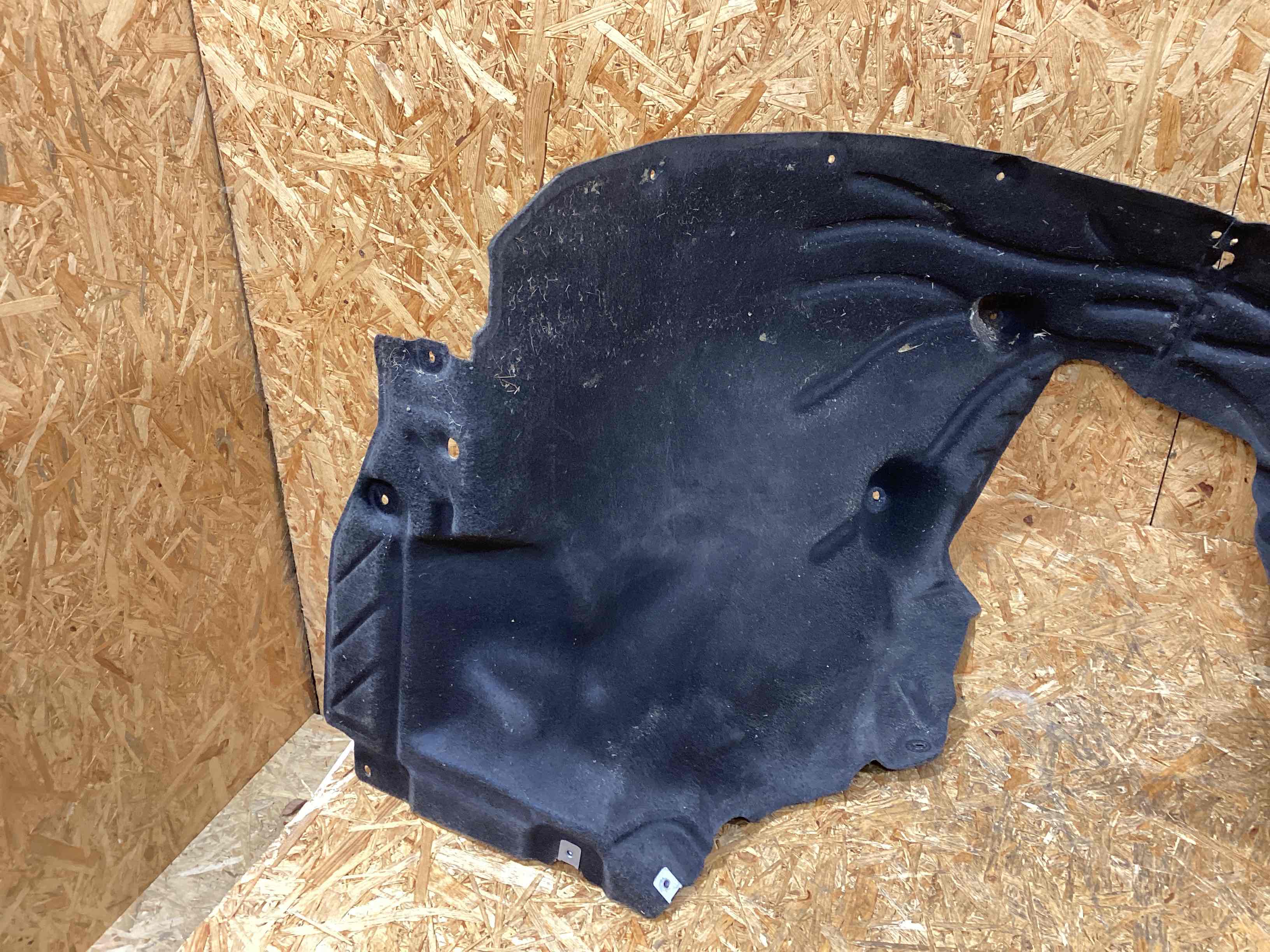 Защита арок передняя правая (подкрылок) Porsche Macan 151225-103