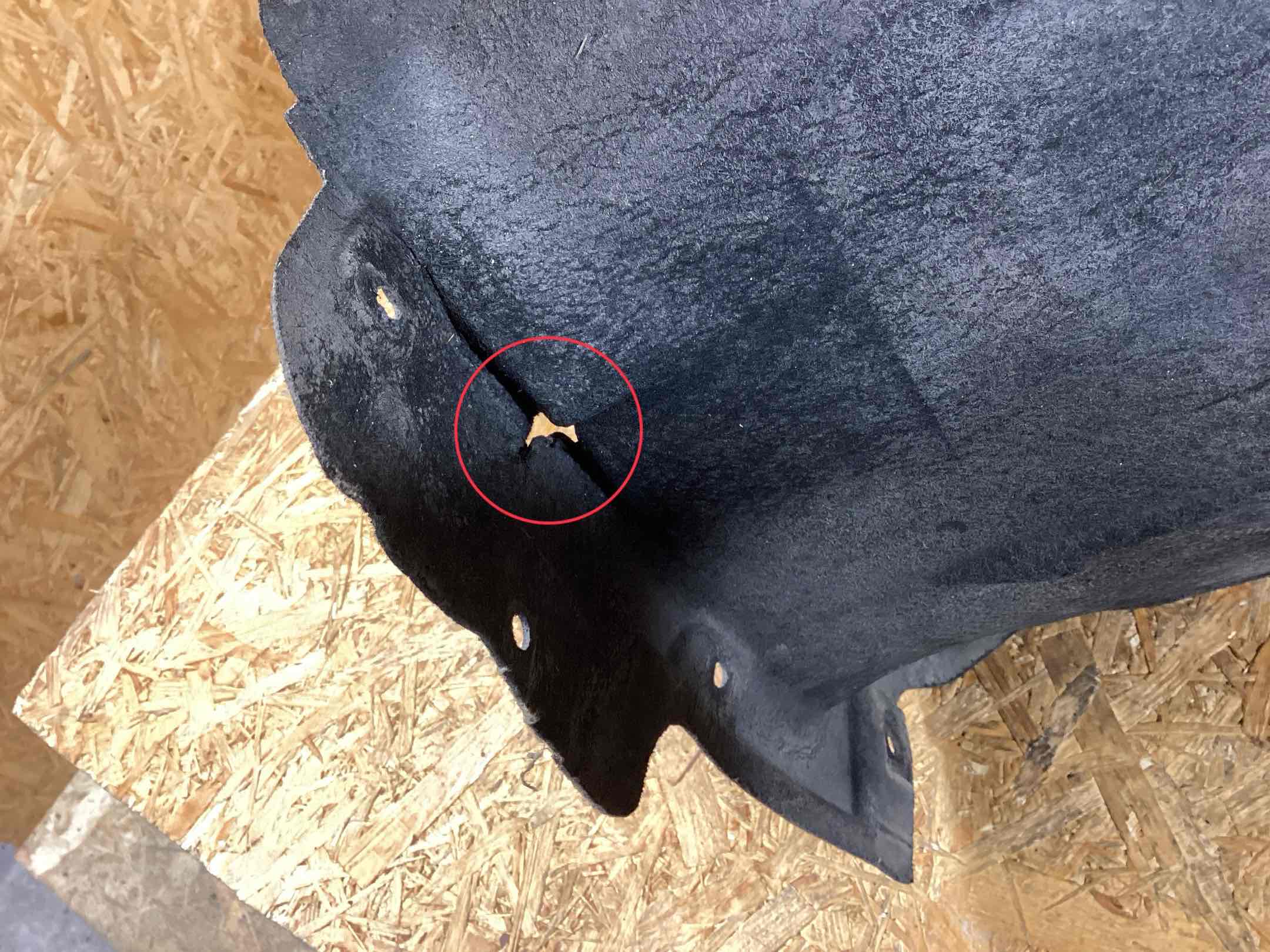 Защита арок передняя левая (подкрылок) Porsche Taycan 151225-104