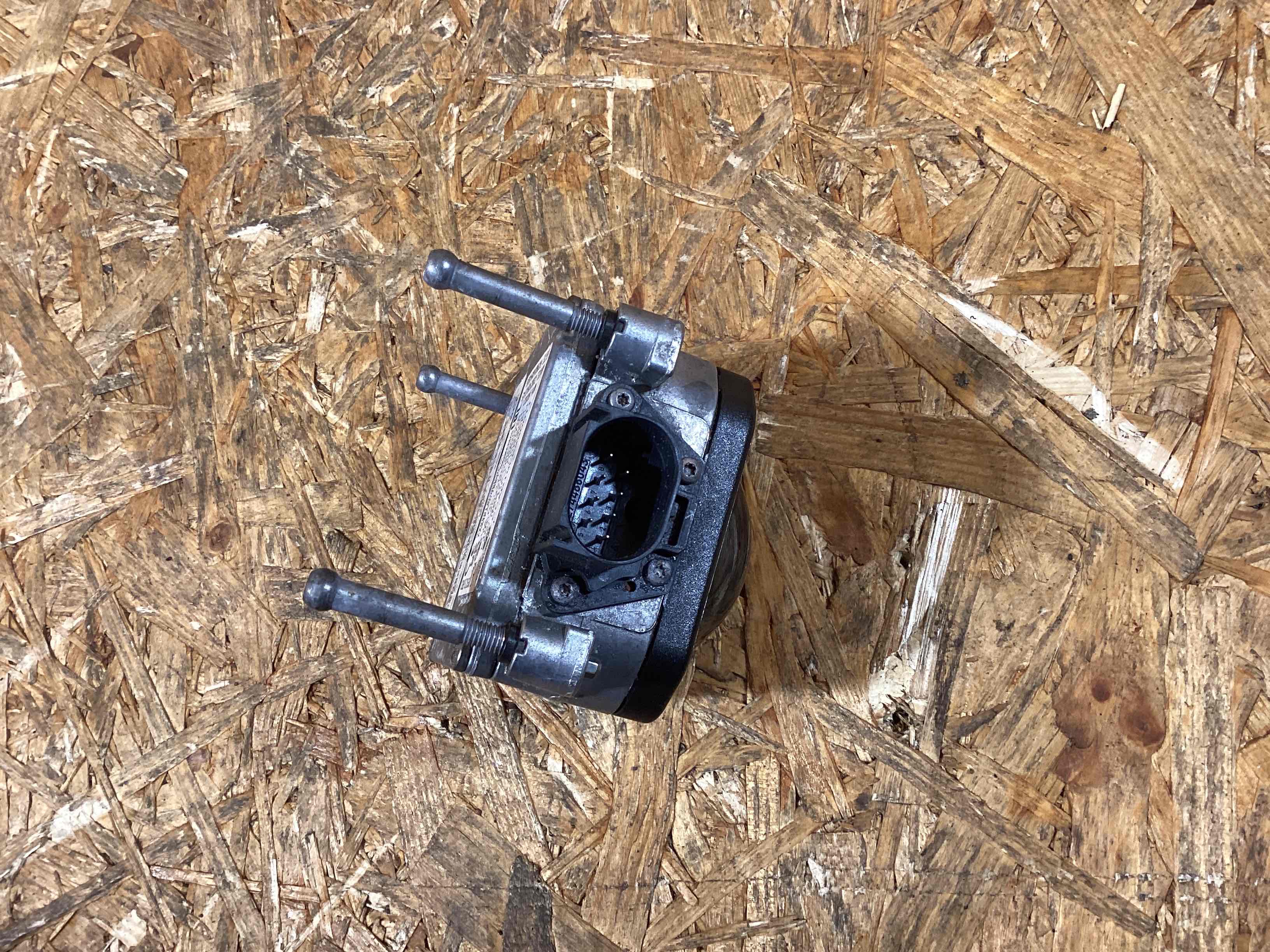 Активный круиз-контроль Porsche Macan 151225-106