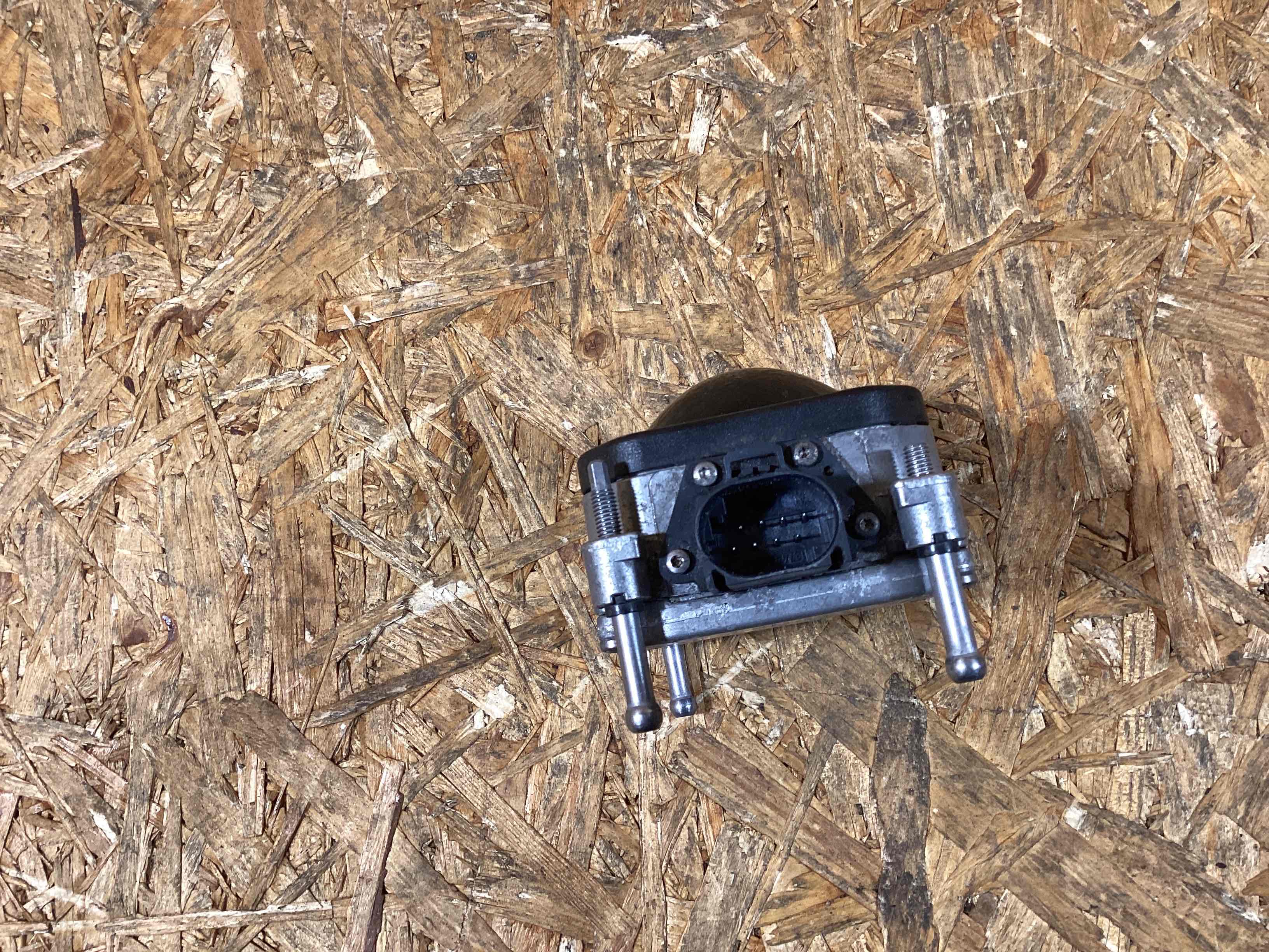 Активный круиз-контроль Porsche Macan 151225-107