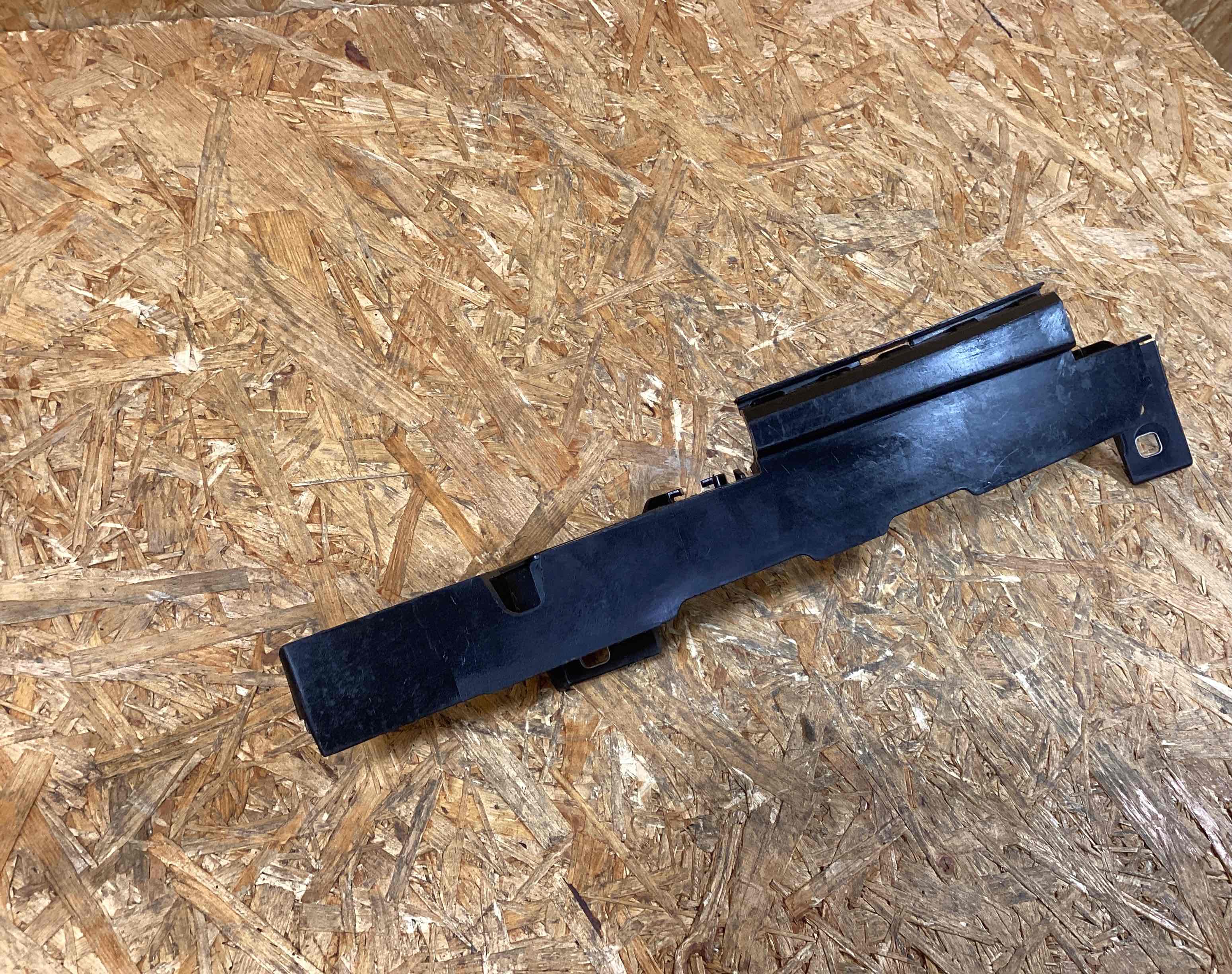 Крепление фары Porsche Cayenne 151225-110