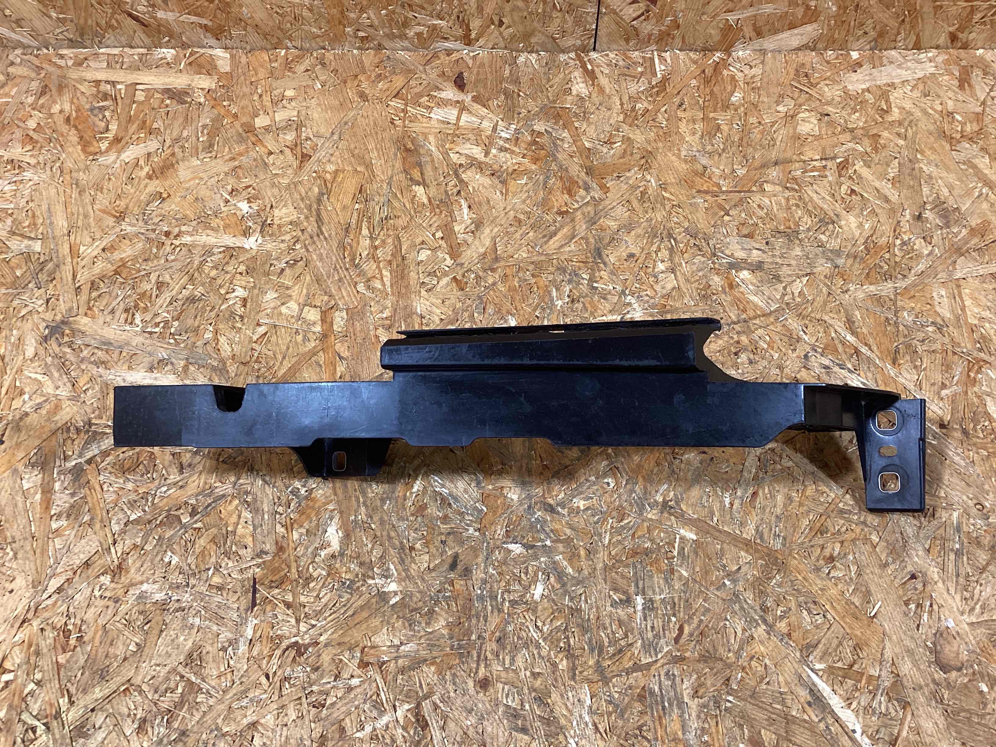 Крепление фары Porsche Cayenne 151225-110