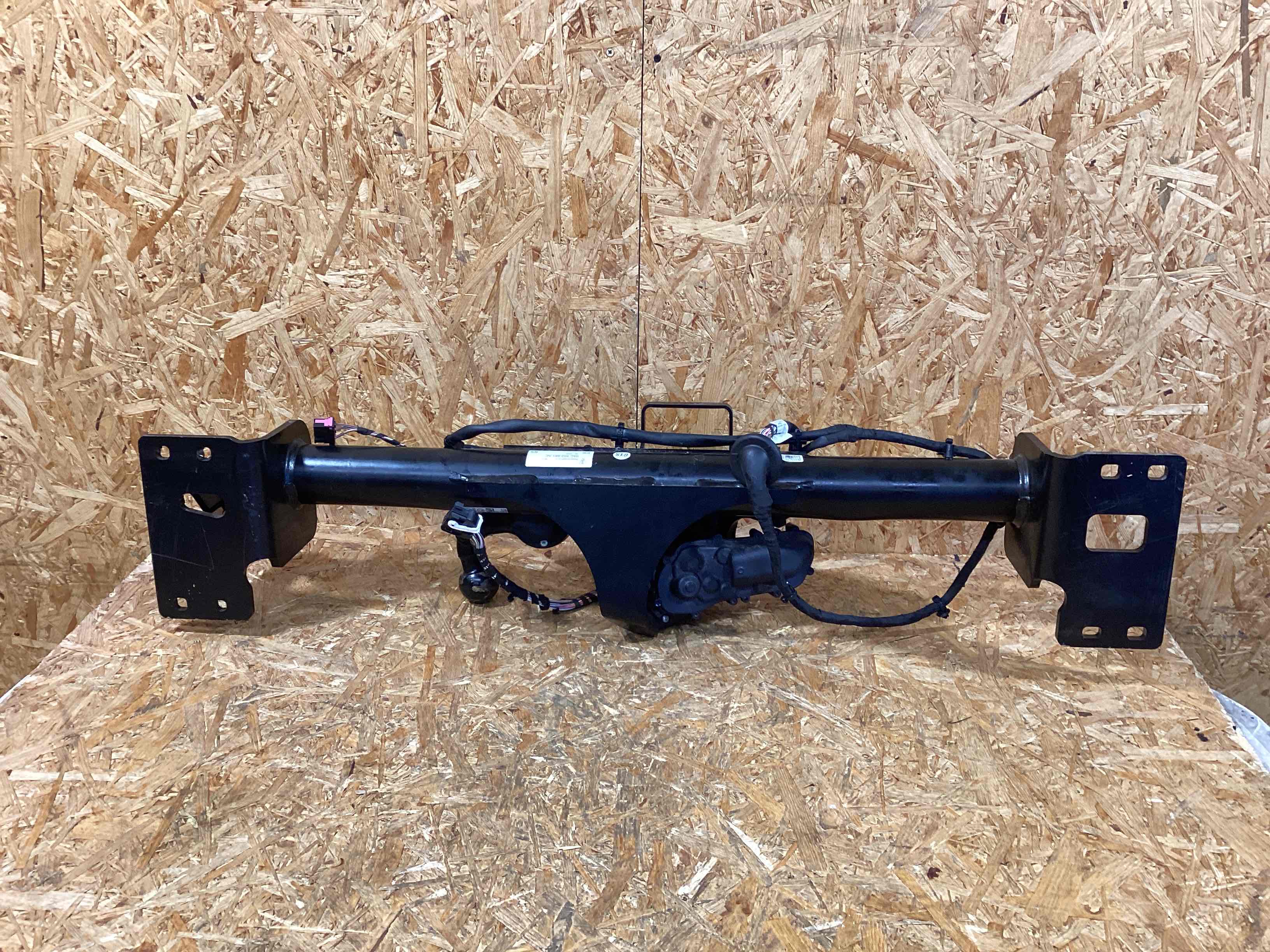 Прицепное устройство (фаркоп) Porsche Macan 160126-101