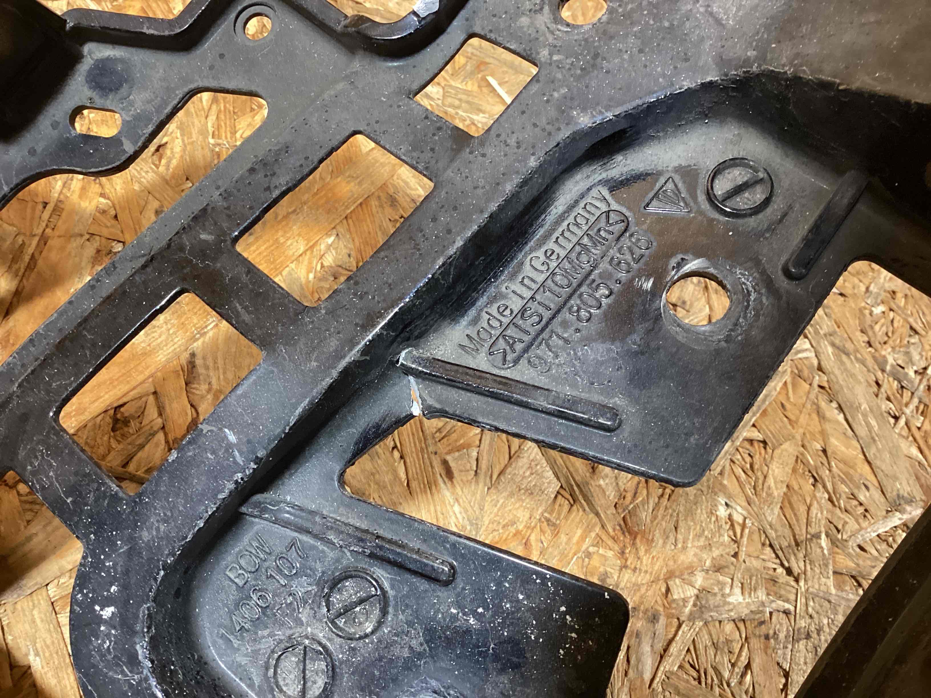 Крыло переднее правое Porsche Panamera 160126-104