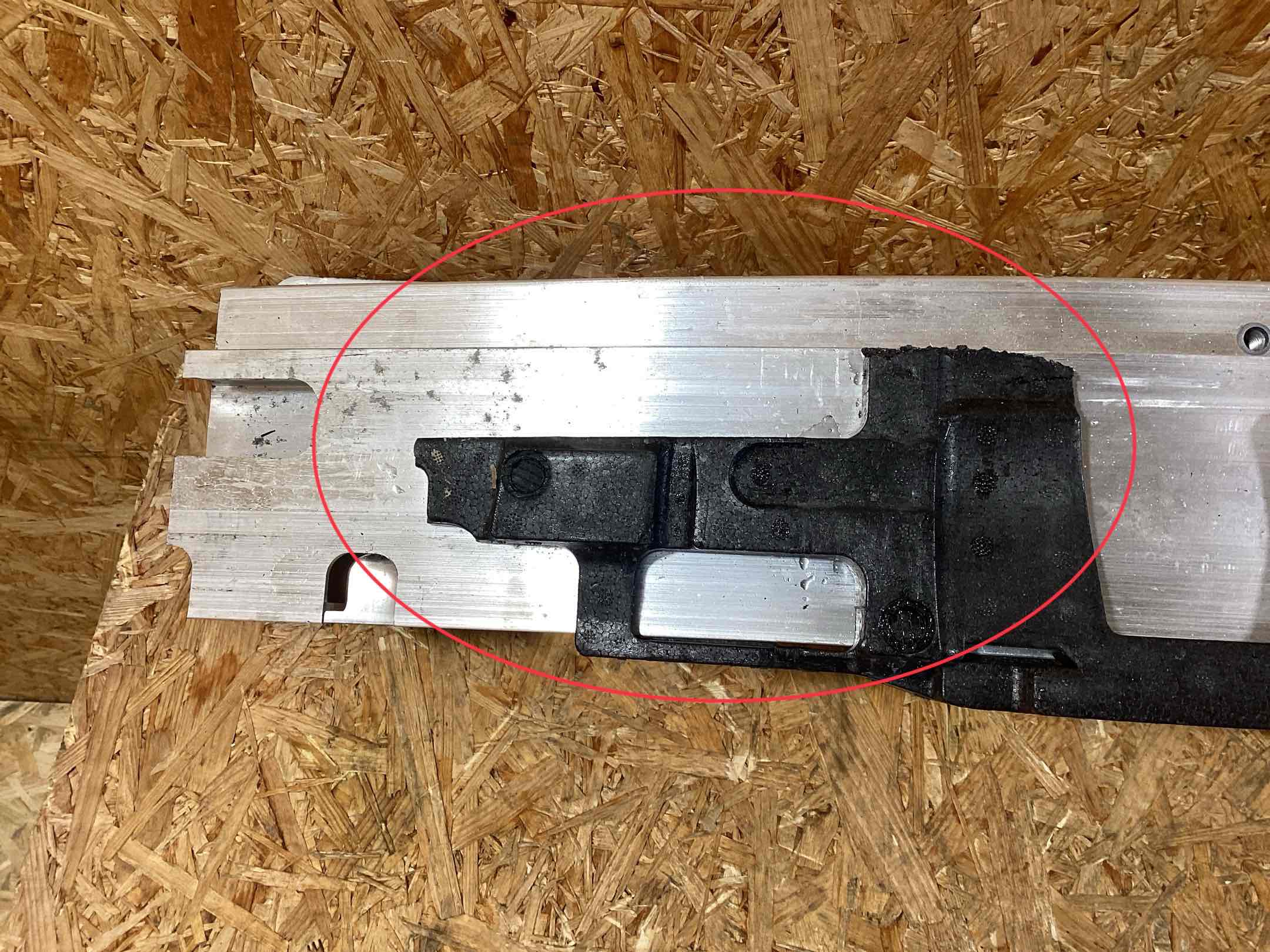 Усилитель бампера заднего Porsche Taycan 160126-106