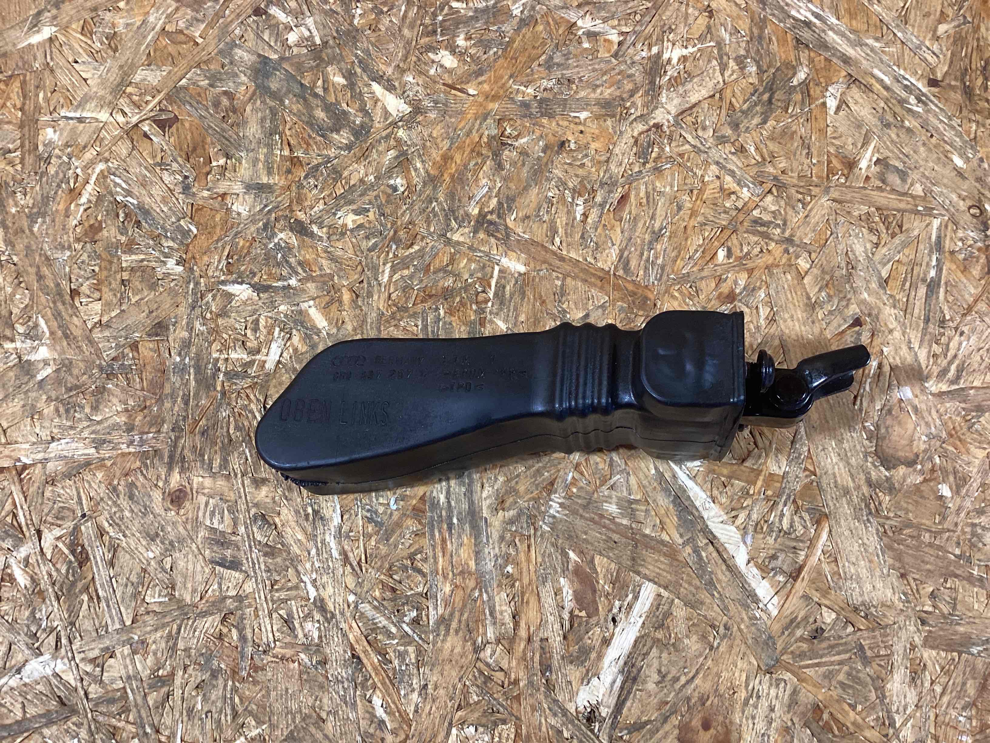 Ограничитель открывания двери Porsche Macan 160126-111