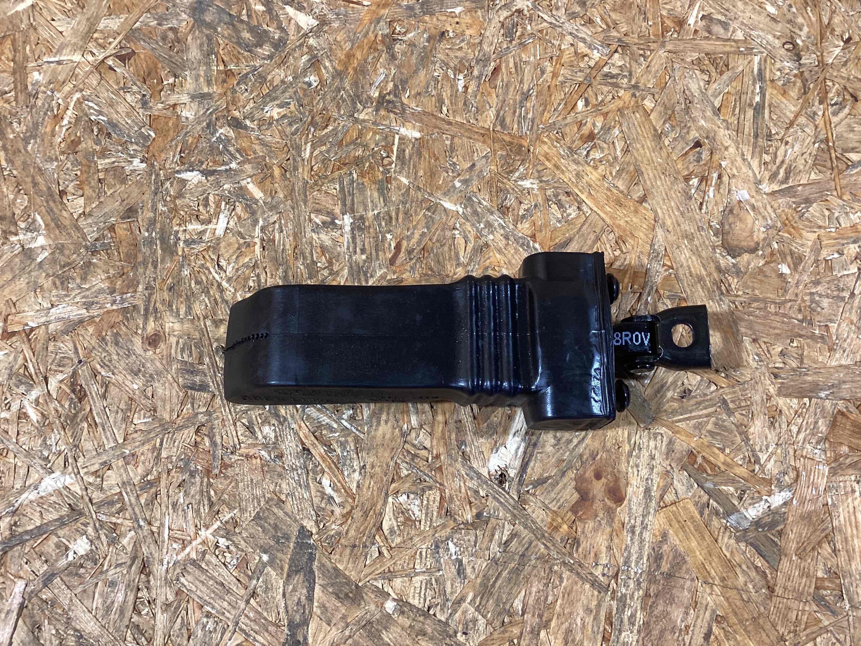 Ограничитель открывания двери Porsche Macan 160126-111