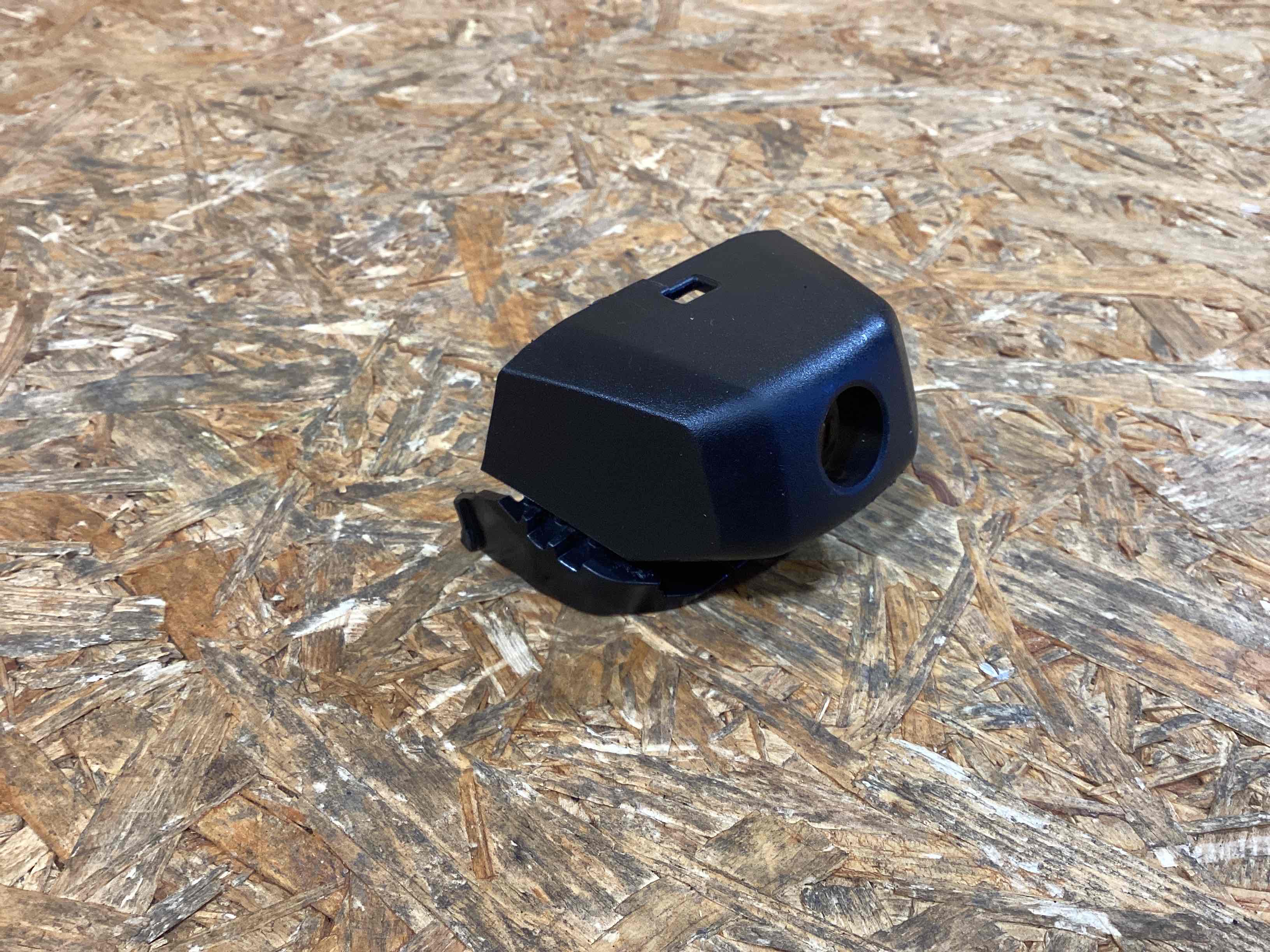 Камера, крепление камеры, корпус Porsche Macan 160126-115