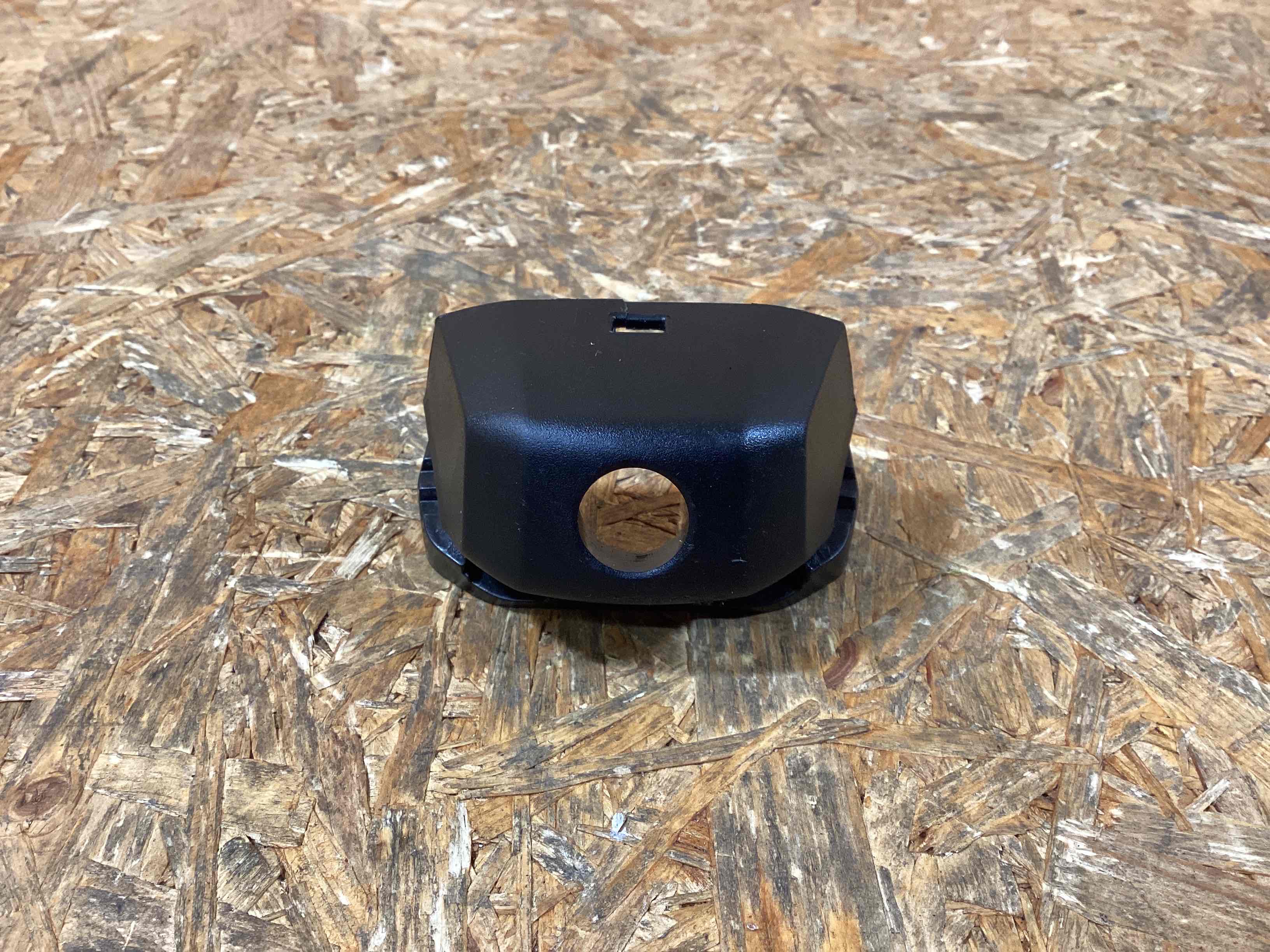 Камера, крепление камеры, корпус Porsche Macan 160126-115