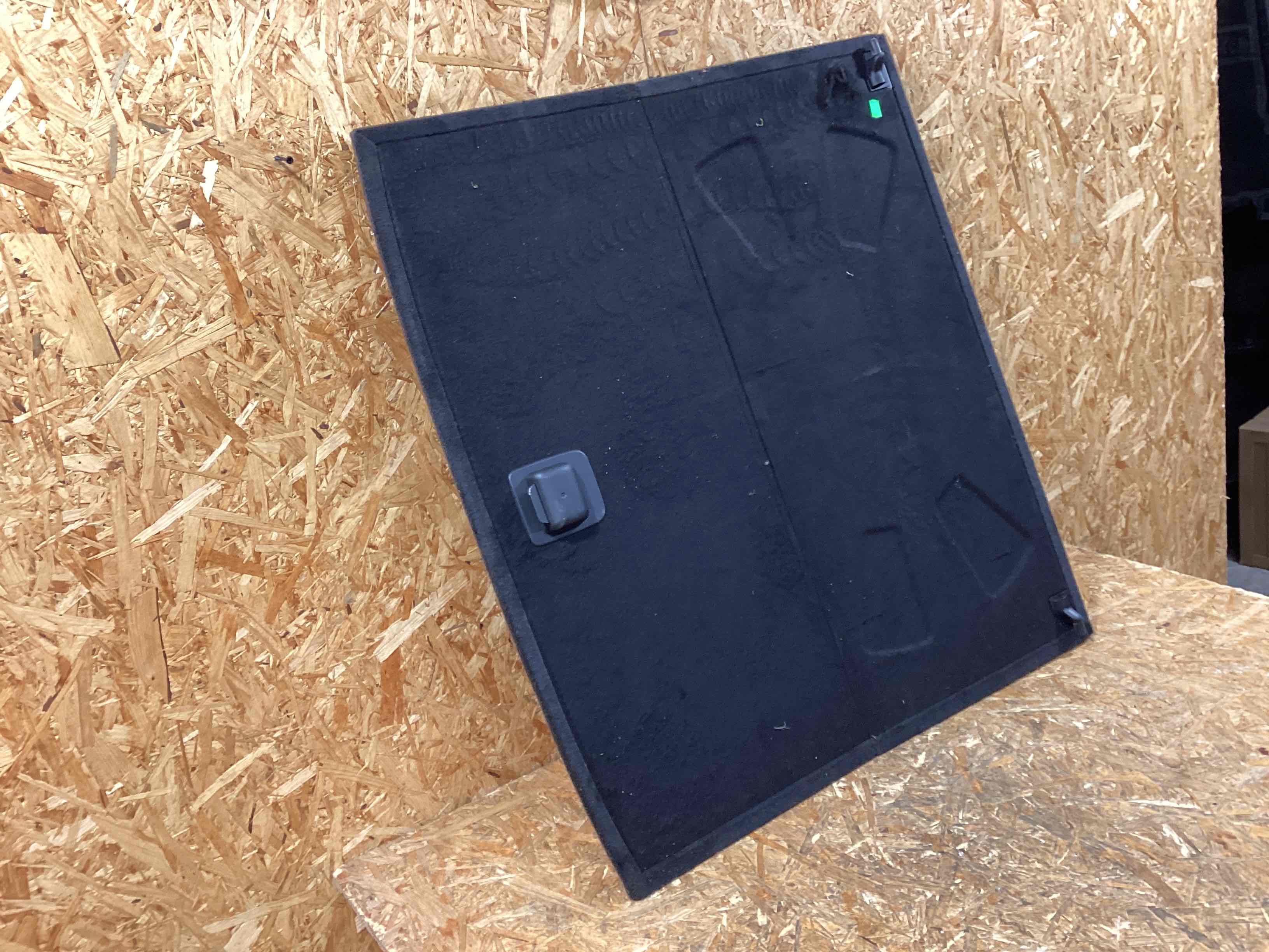 Напольное покрытие багажника, полка багажника Porsche Macan 160226-102