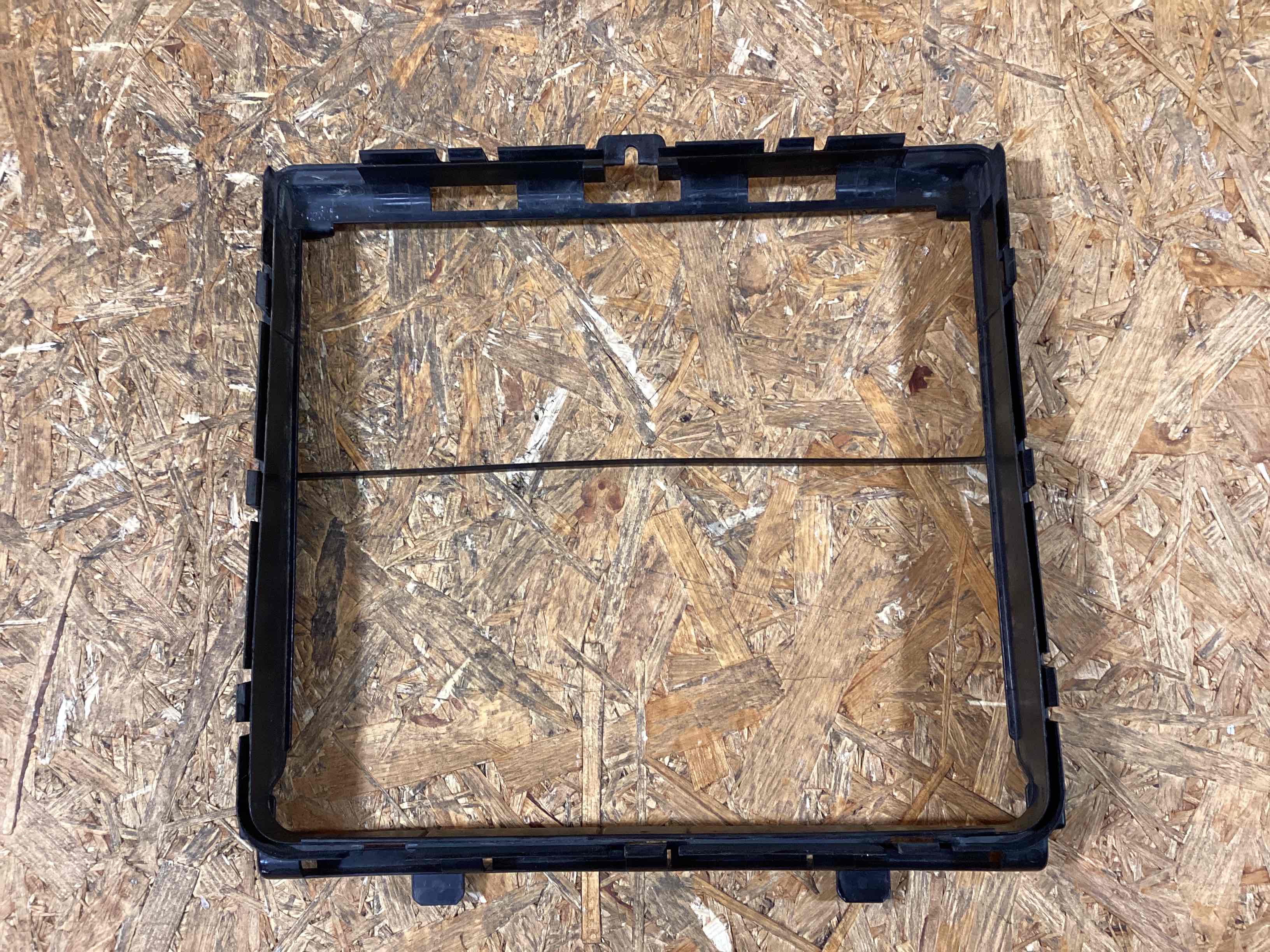 Опора радиатора, крепление/кронштейн, уплотнитель радиатора Porsche 911 160226-111