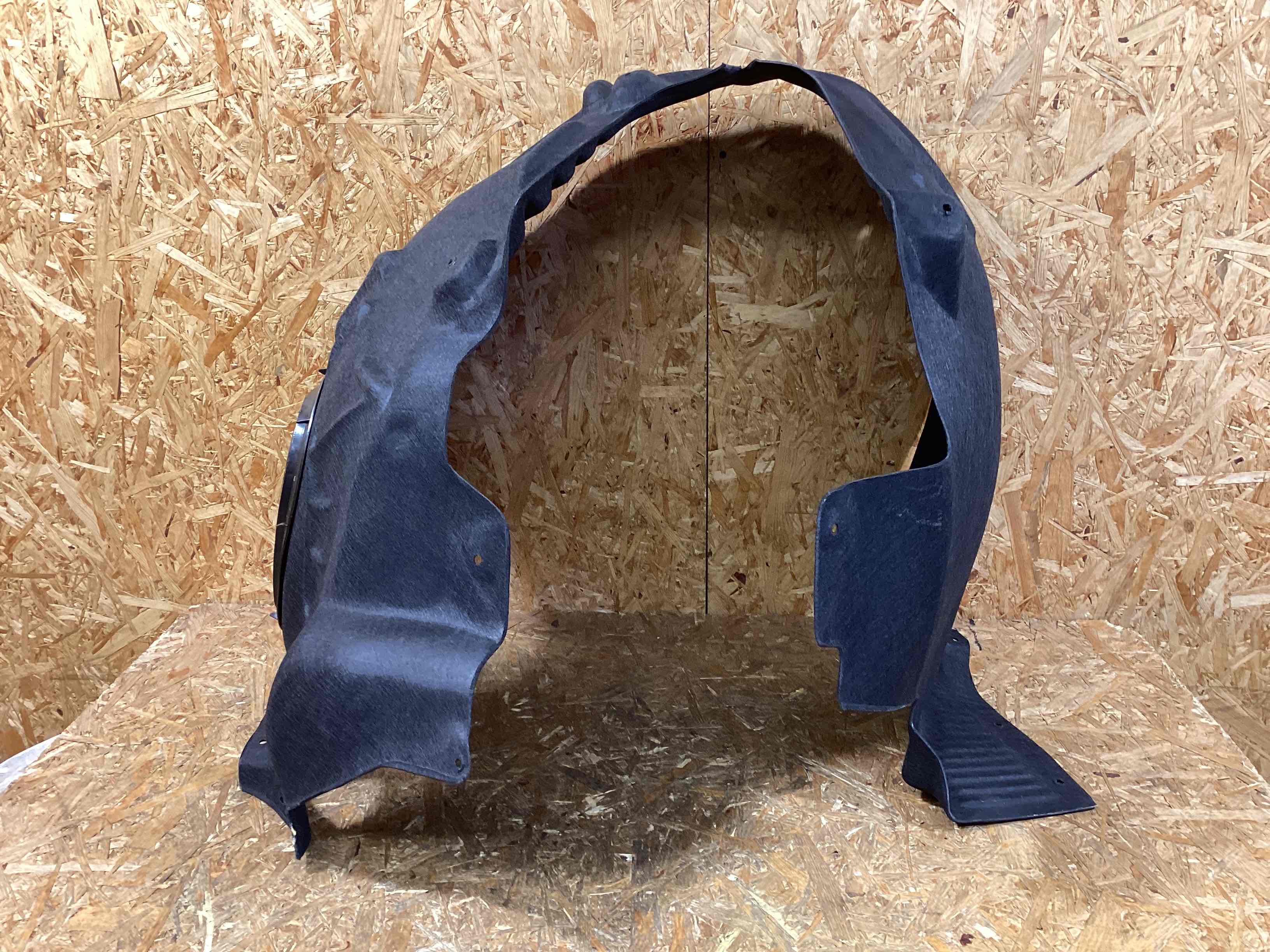 Защита арок передняя правая (подкрылок) Porsche Macan 160326-103