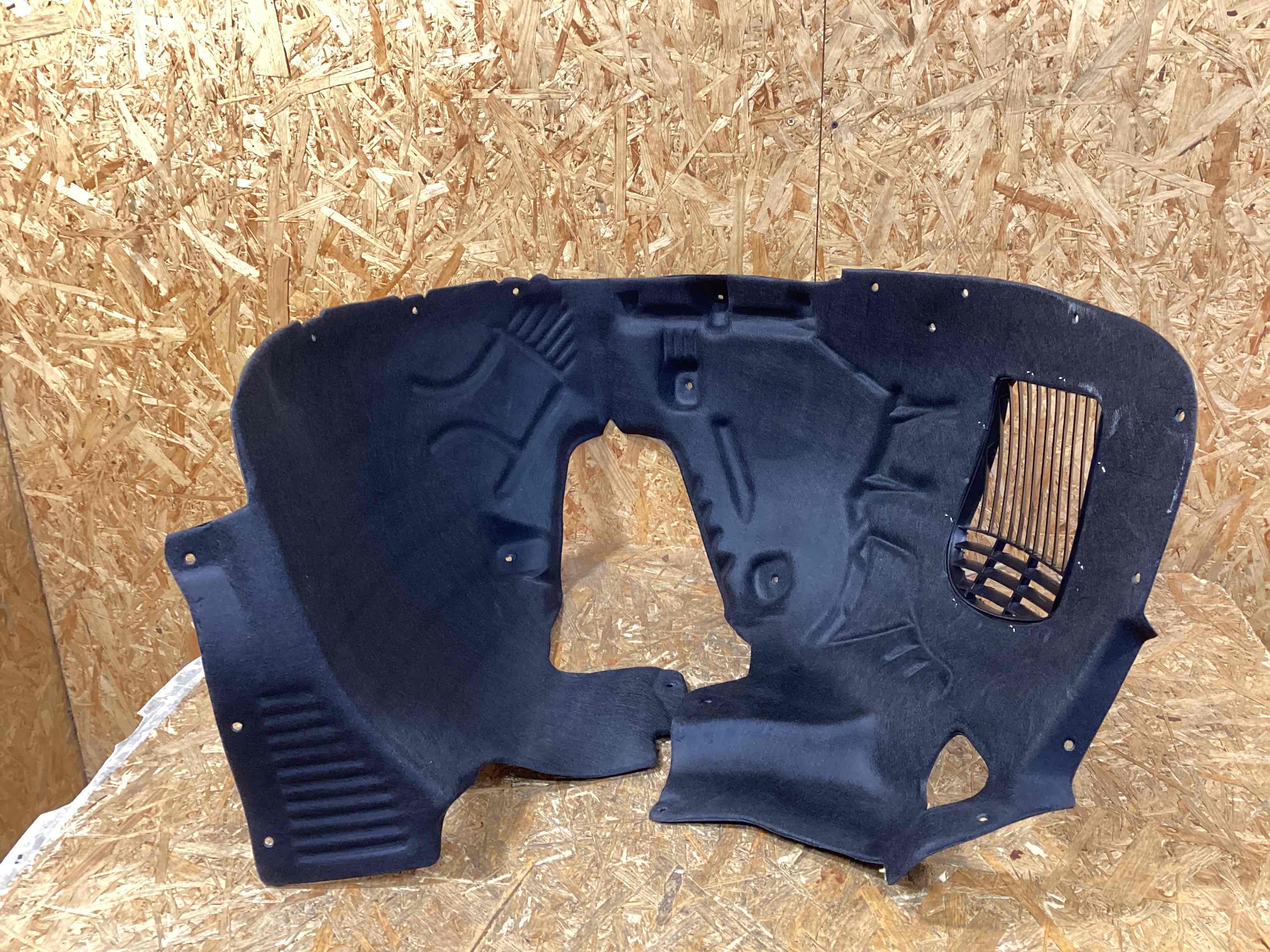 Защита арок передняя правая (подкрылок) Porsche Macan 160326-104