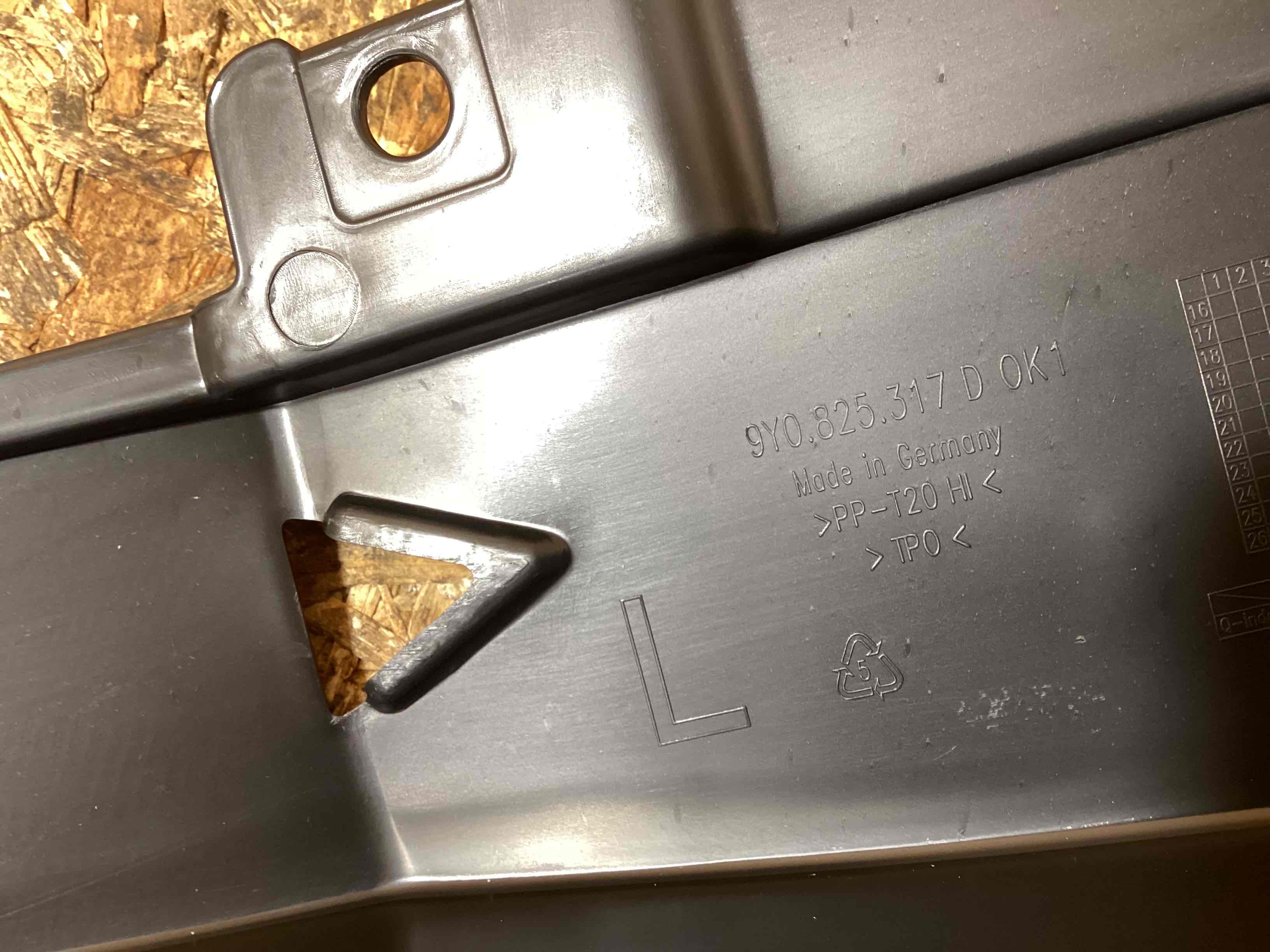 Защита арок передняя левая (подкрылок) Porsche Cayenne 160326-116